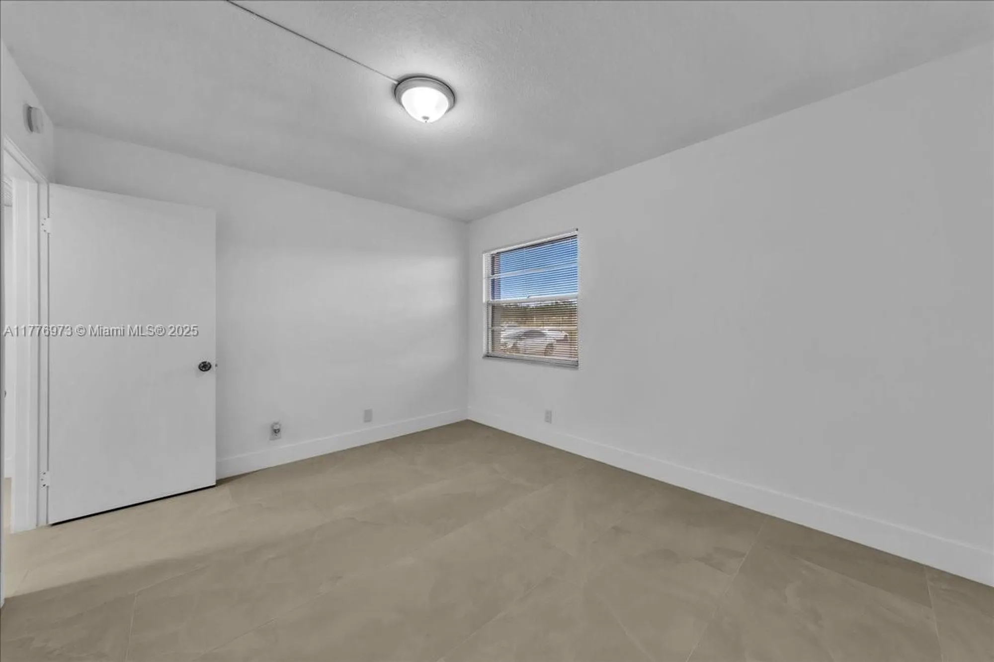 Property Slideshow image 23 of 79 | 650 sw 124th ter 105p, Pembroke Pines, FL, 33027