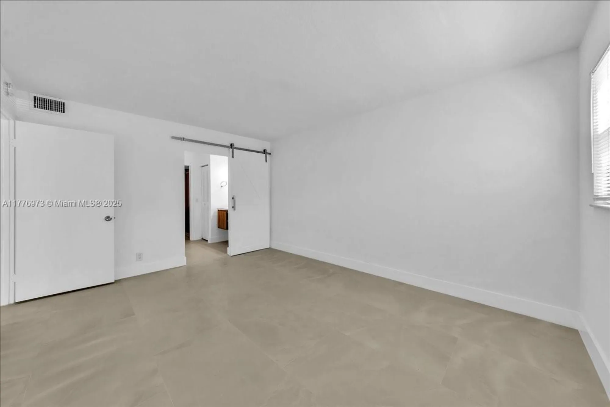 Property Slideshow image 34 of 79 | 650 sw 124th ter 105p, Pembroke Pines, FL, 33027
