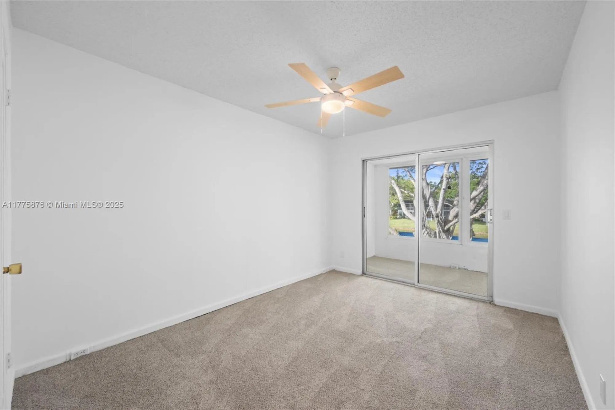 Property Slideshow image 17 of 27 | 45 islewood b # 45, Deerfield Beach, FL, 33442