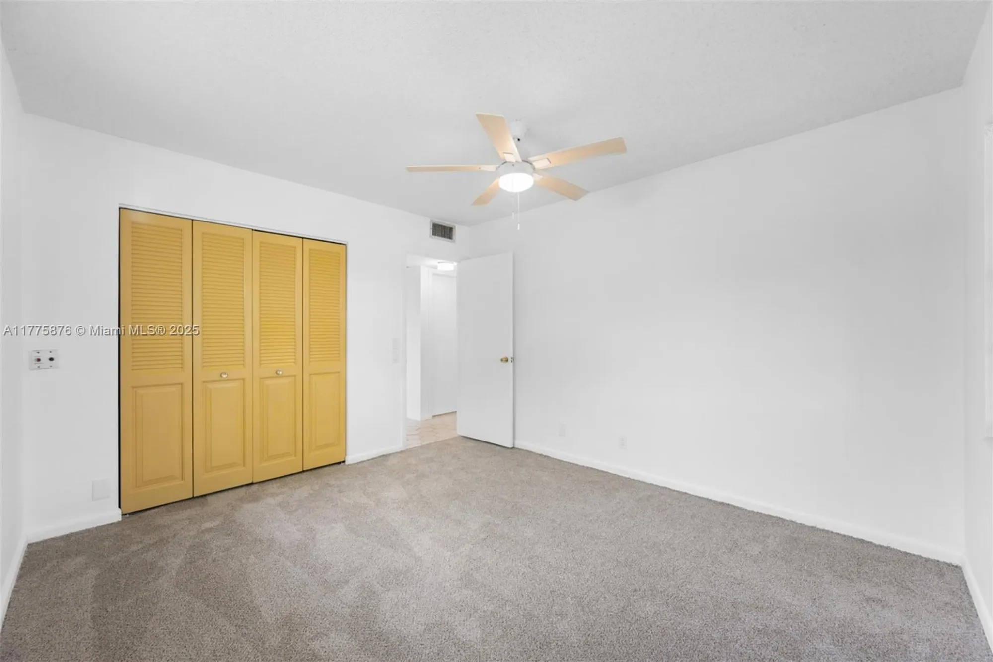 Property Slideshow image 18 of 27 | 45 islewood b # 45, Deerfield Beach, FL, 33442