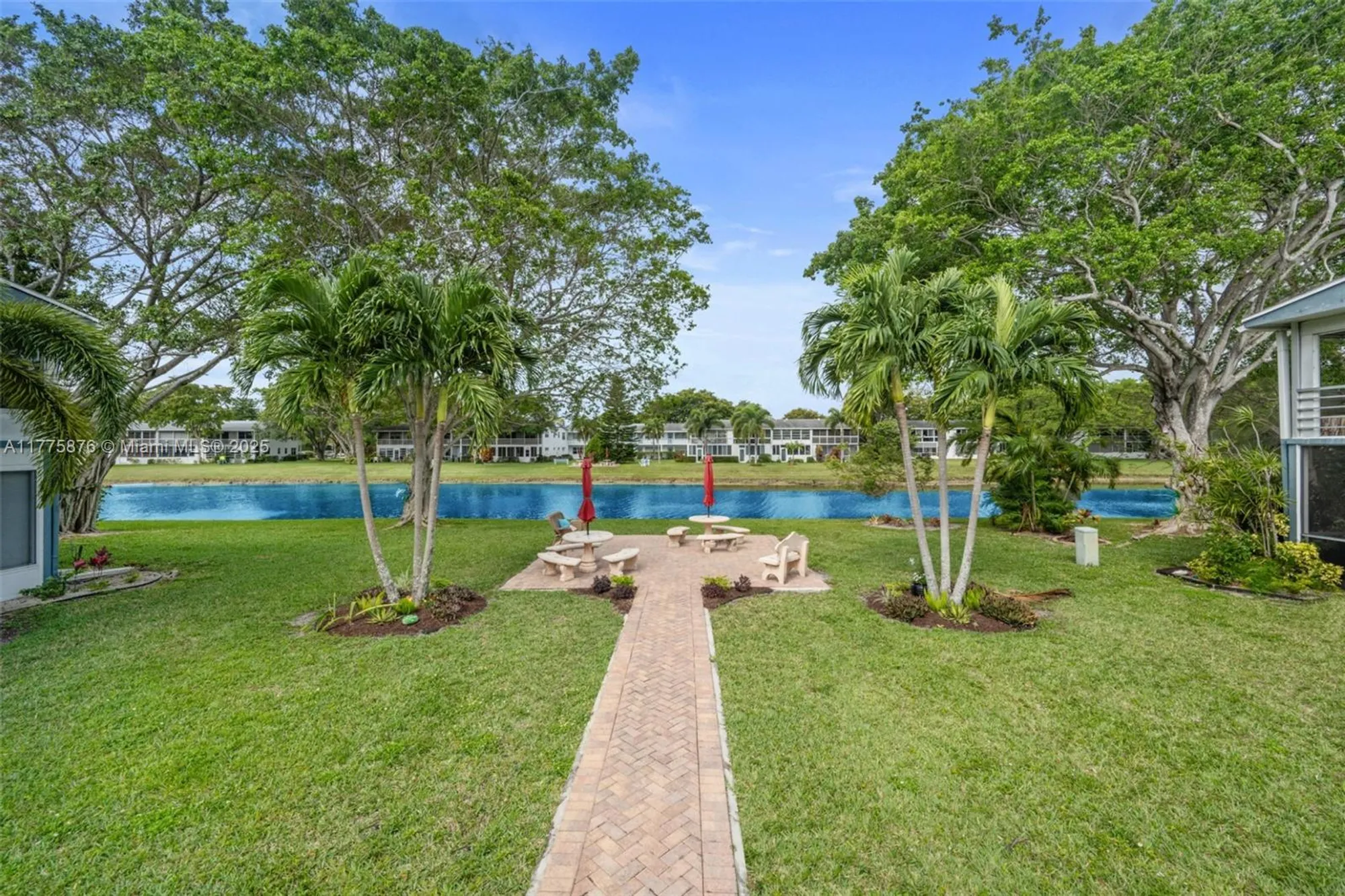 Property Slideshow image 1 of 27 | 45 islewood b # 45, Deerfield Beach, FL, 33442