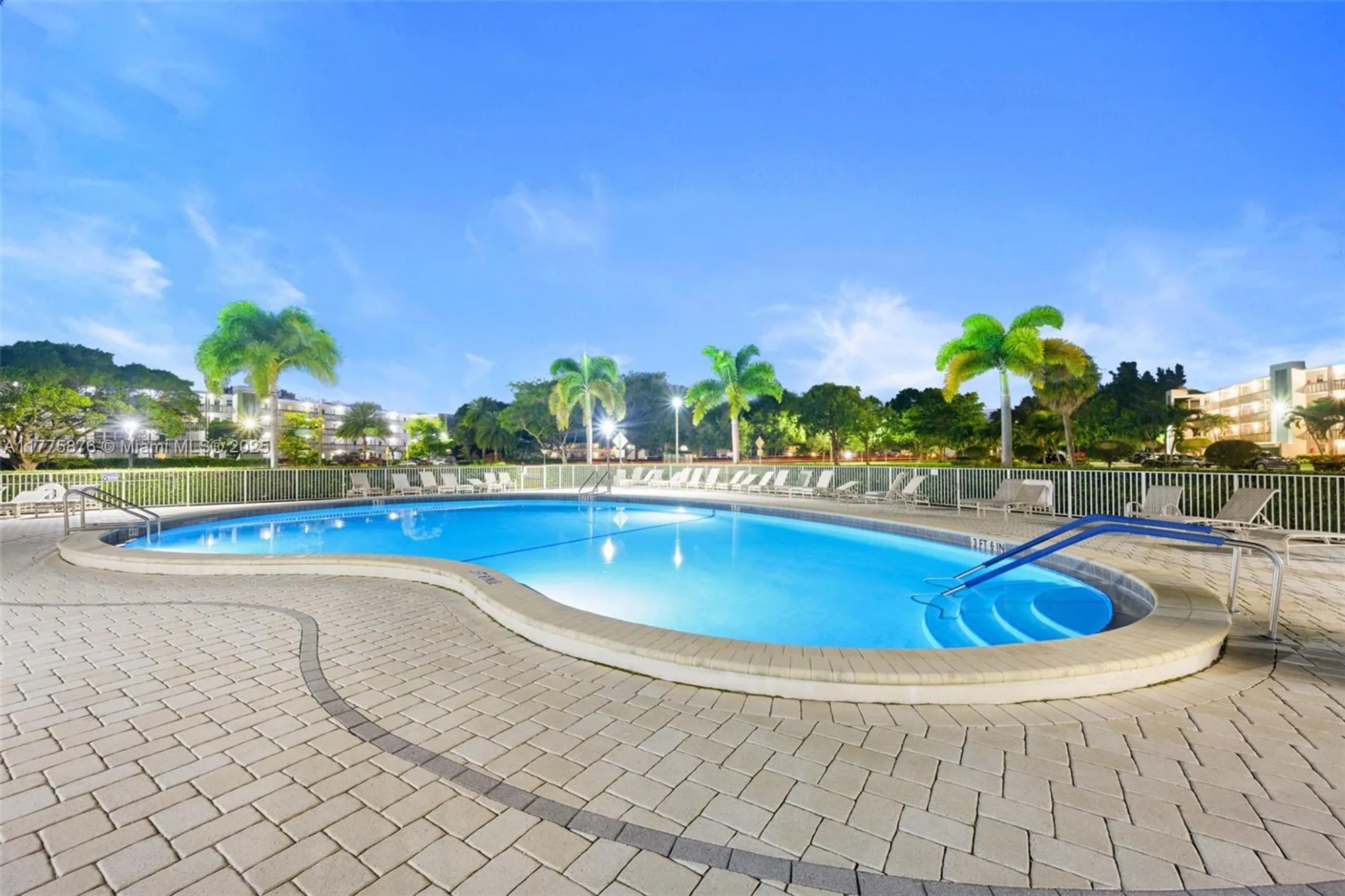 Property Slideshow image 24 of 27 | 45 islewood b # 45, Deerfield Beach, FL, 33442