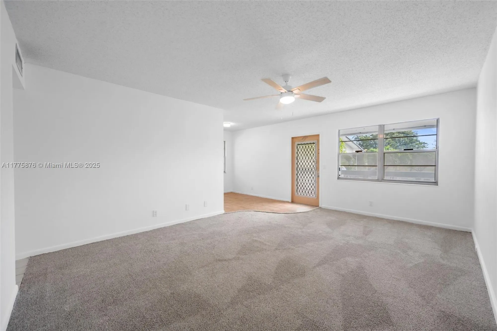 Property Slideshow image 8 of 27 | 45 islewood b # 45, Deerfield Beach, FL, 33442