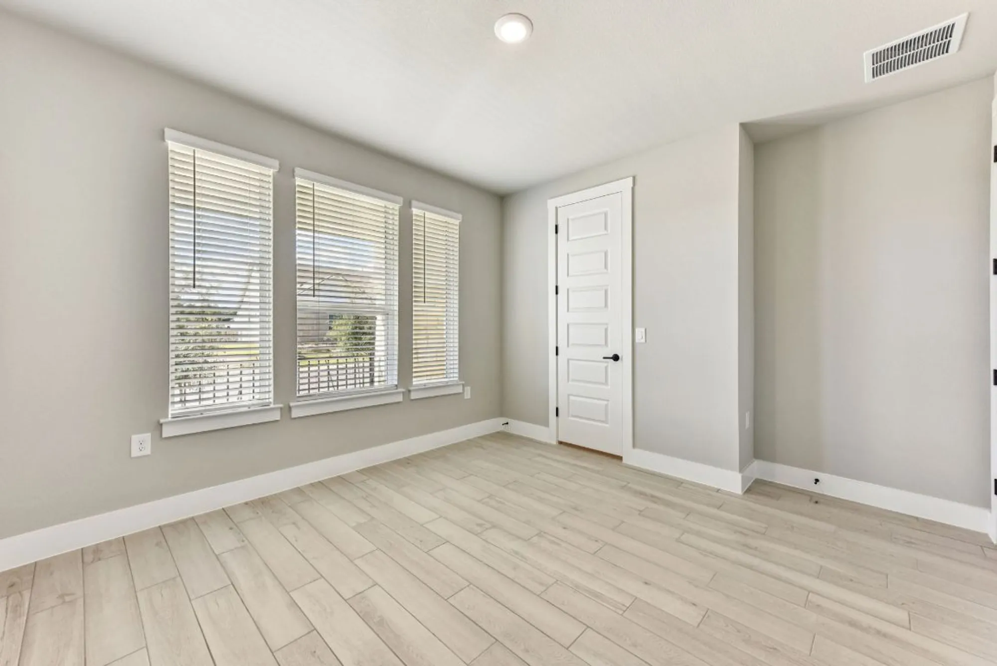 Property Slideshow image 16 of 40 | 308 olive blossom trl, San Marcos, TX, 78666