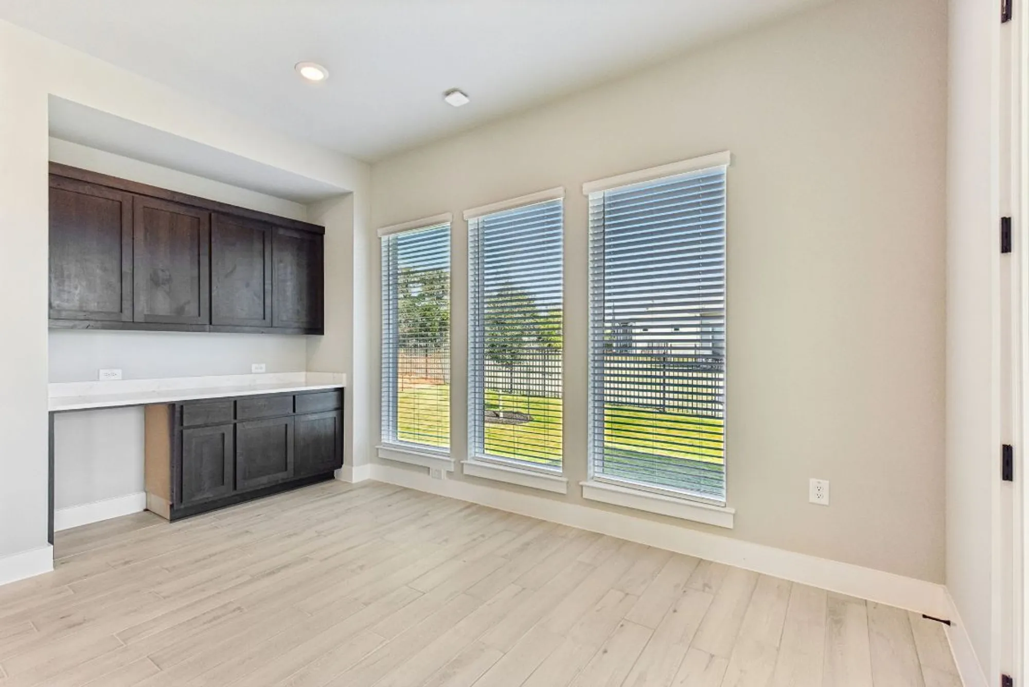 Property Slideshow image 13 of 40 | 308 olive blossom trl, San Marcos, TX, 78666