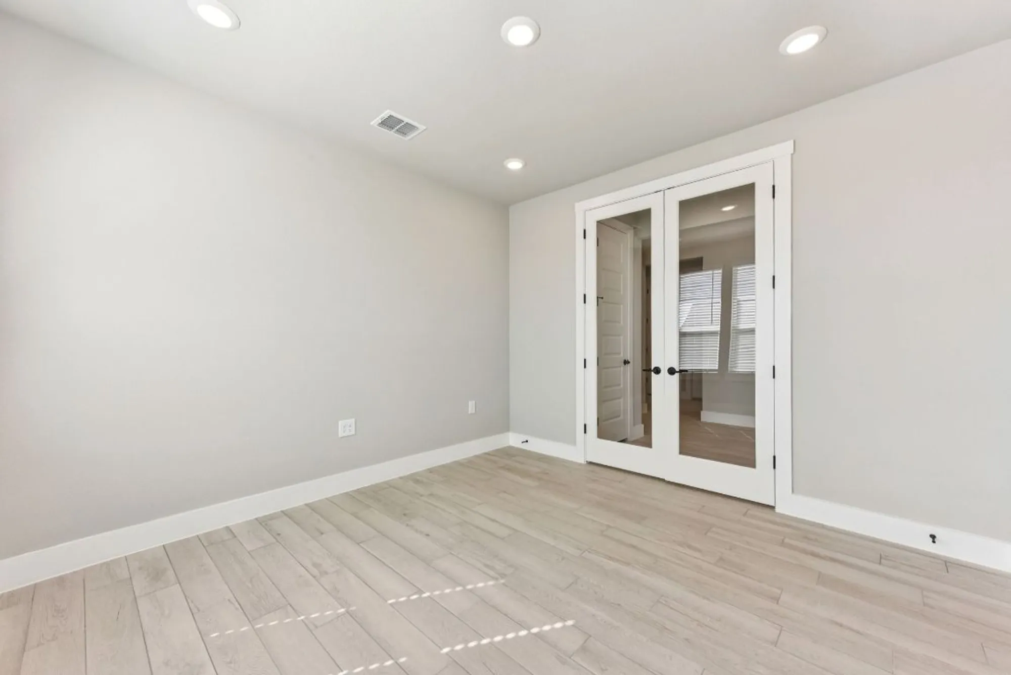 Property Slideshow image 23 of 40 | 308 olive blossom trl, San Marcos, TX, 78666