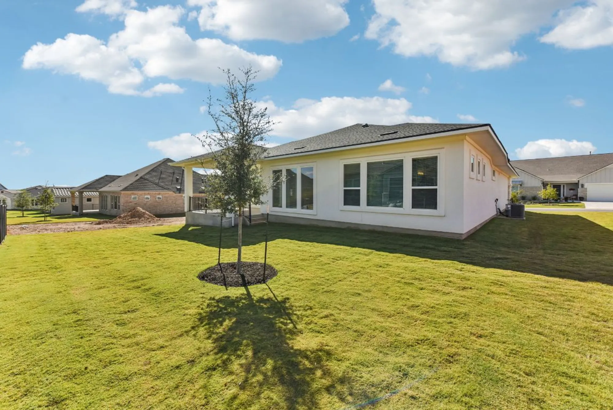 Property Slideshow image 4 of 40 | 308 olive blossom trl, San Marcos, TX, 78666