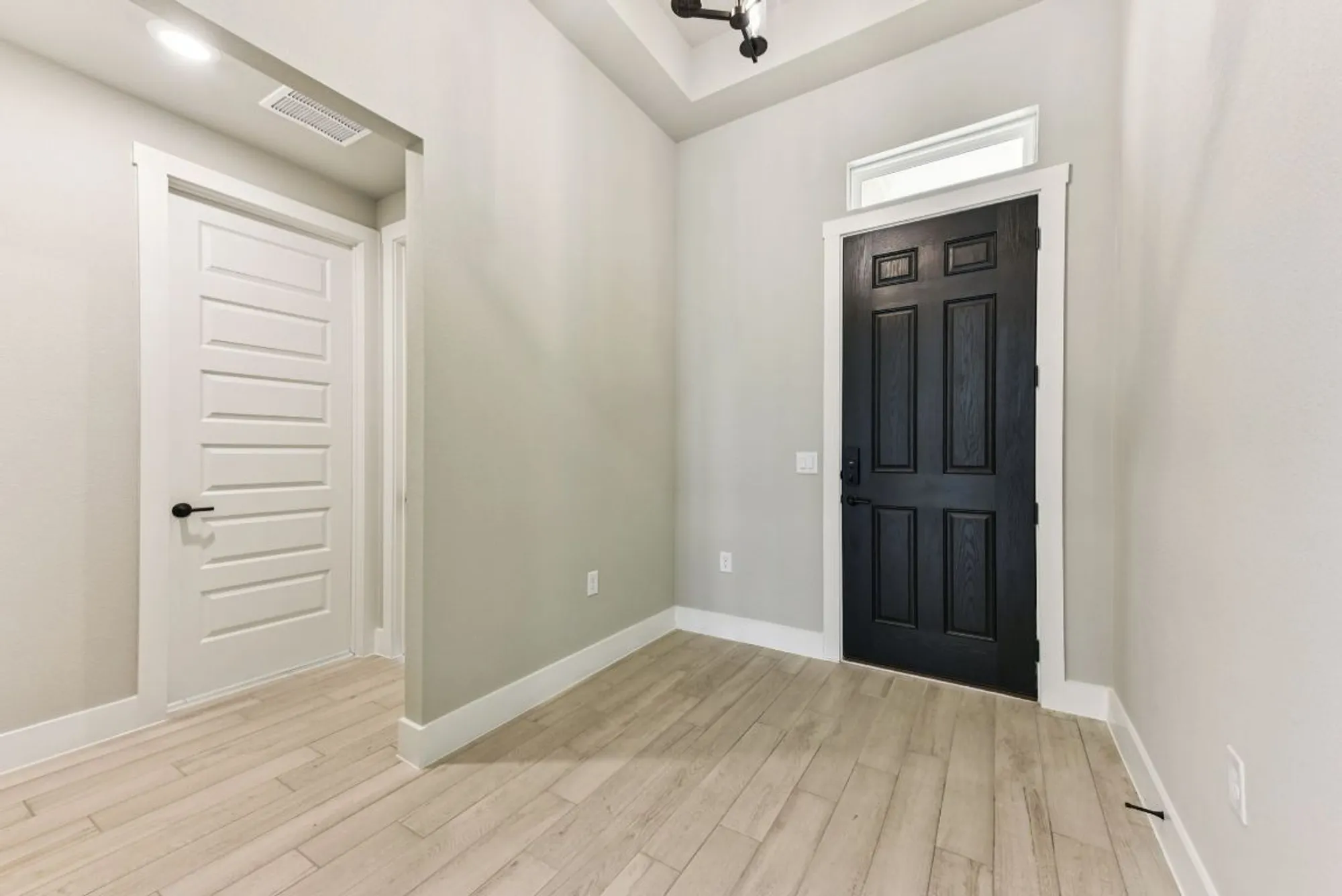 Property Slideshow image 5 of 40 | 308 olive blossom trl, San Marcos, TX, 78666