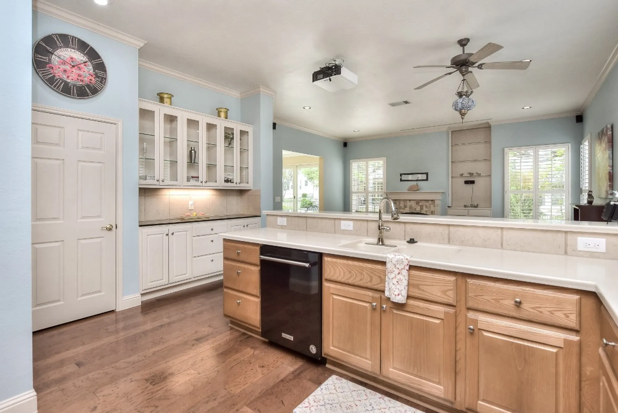 Property Slideshow image 14 of 40 | 204 whippoorwill cv, Georgetown, TX, 78633