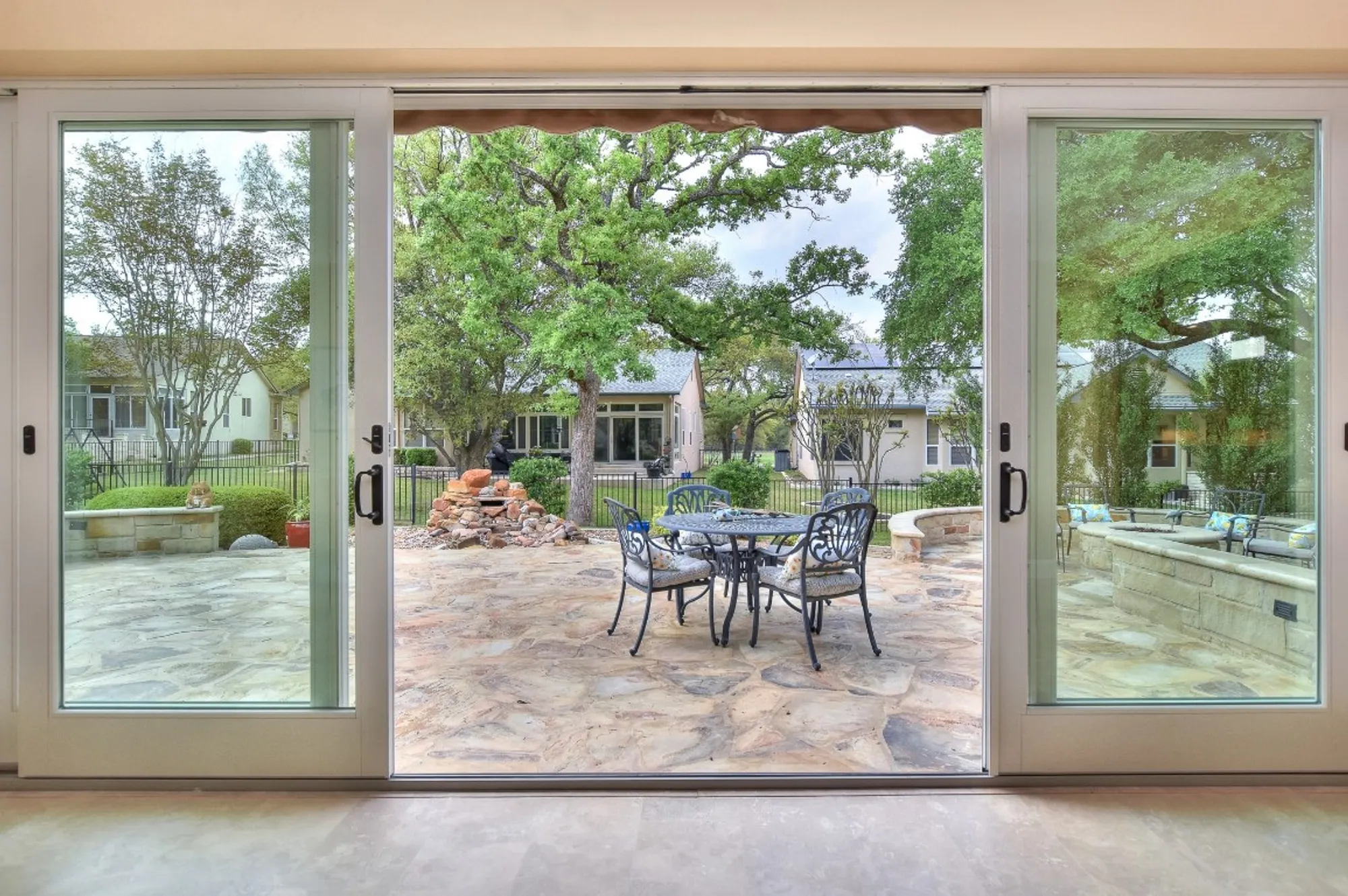Property Slideshow image 10 of 40 | 204 whippoorwill cv, Georgetown, TX, 78633