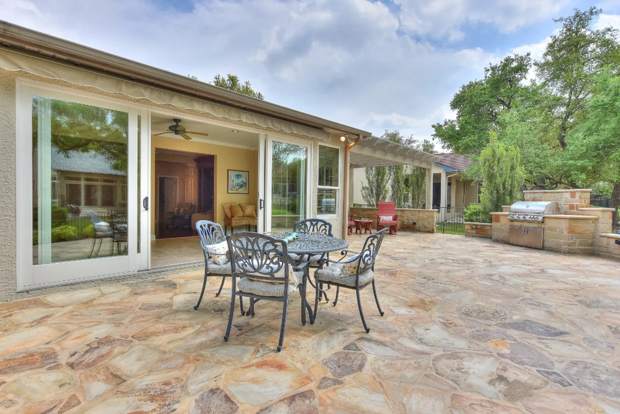 Property Slideshow image 24 of 40 | 204 whippoorwill cv, Georgetown, TX, 78633