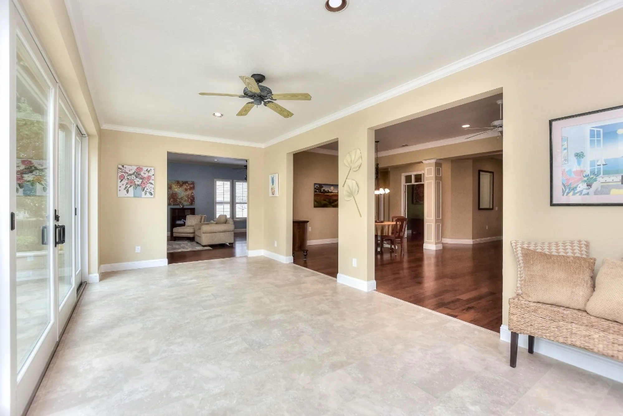 Property Slideshow image 6 of 40 | 204 whippoorwill cv, Georgetown, TX, 78633