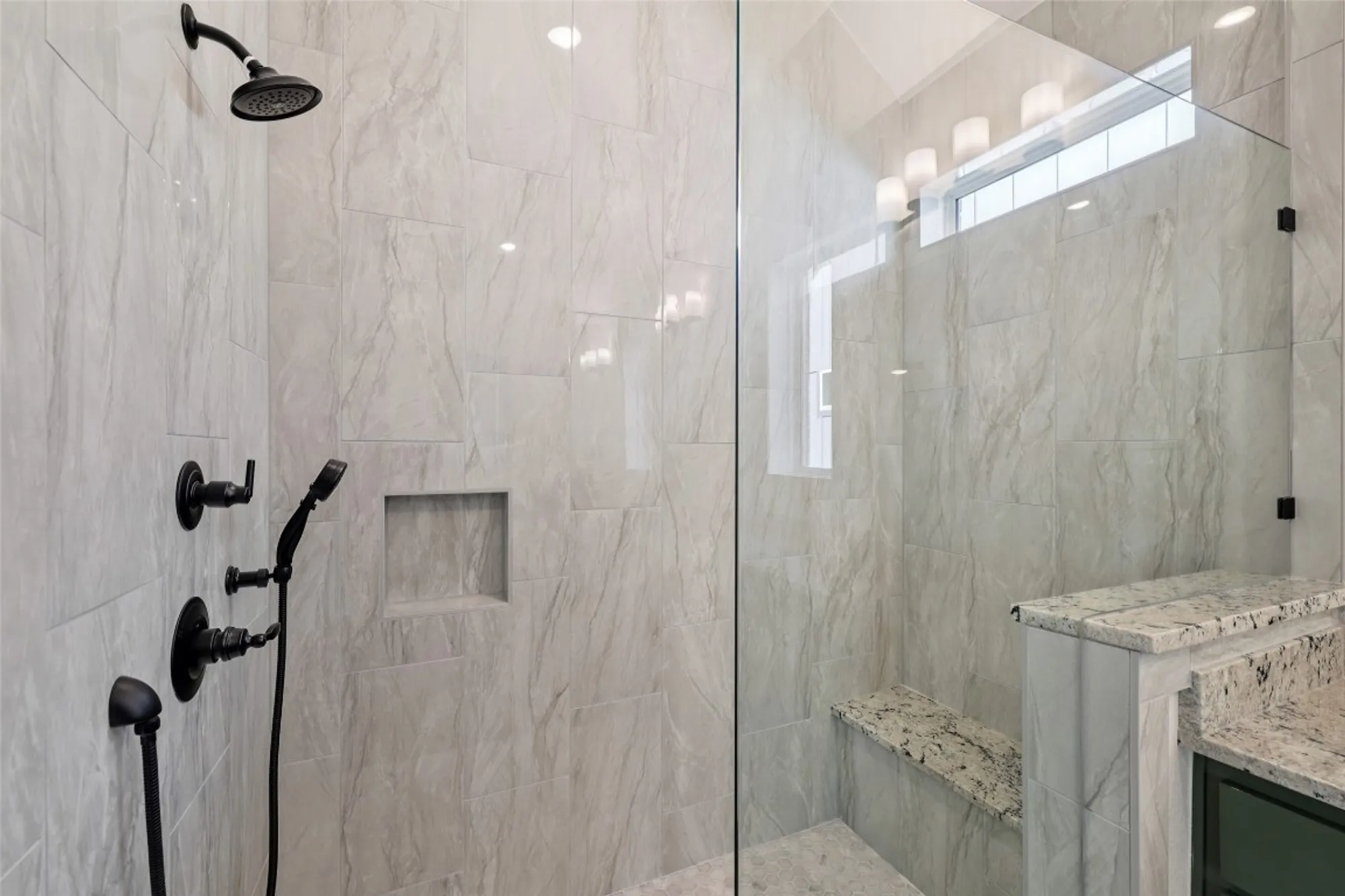 Property Slideshow image 16 of 24 | 1616 dancing oak ln, San Marcos, TX, 78666