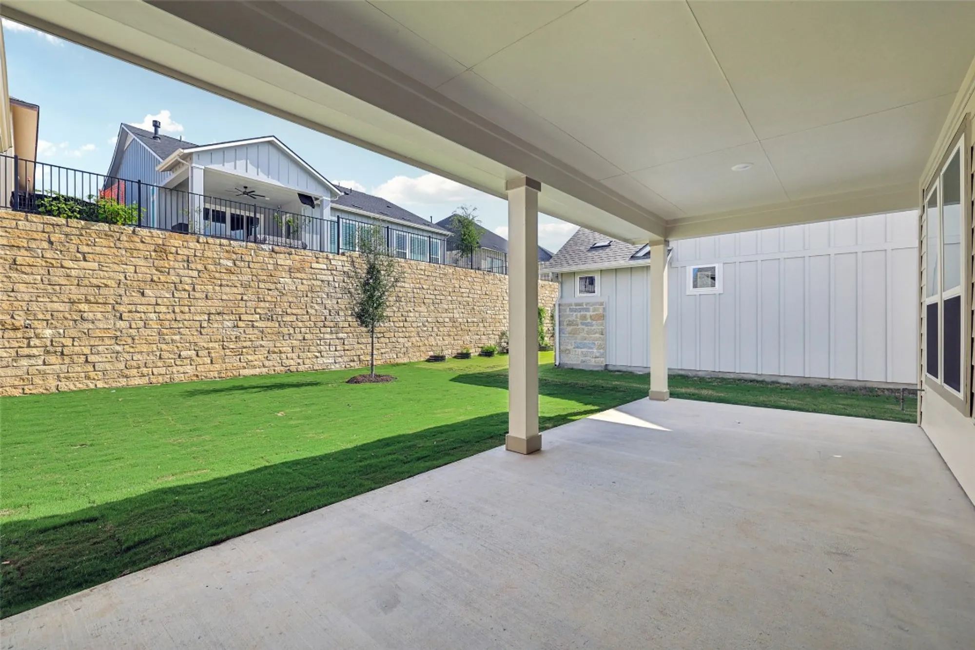 Property Slideshow image 18 of 24 | 1616 dancing oak ln, San Marcos, TX, 78666