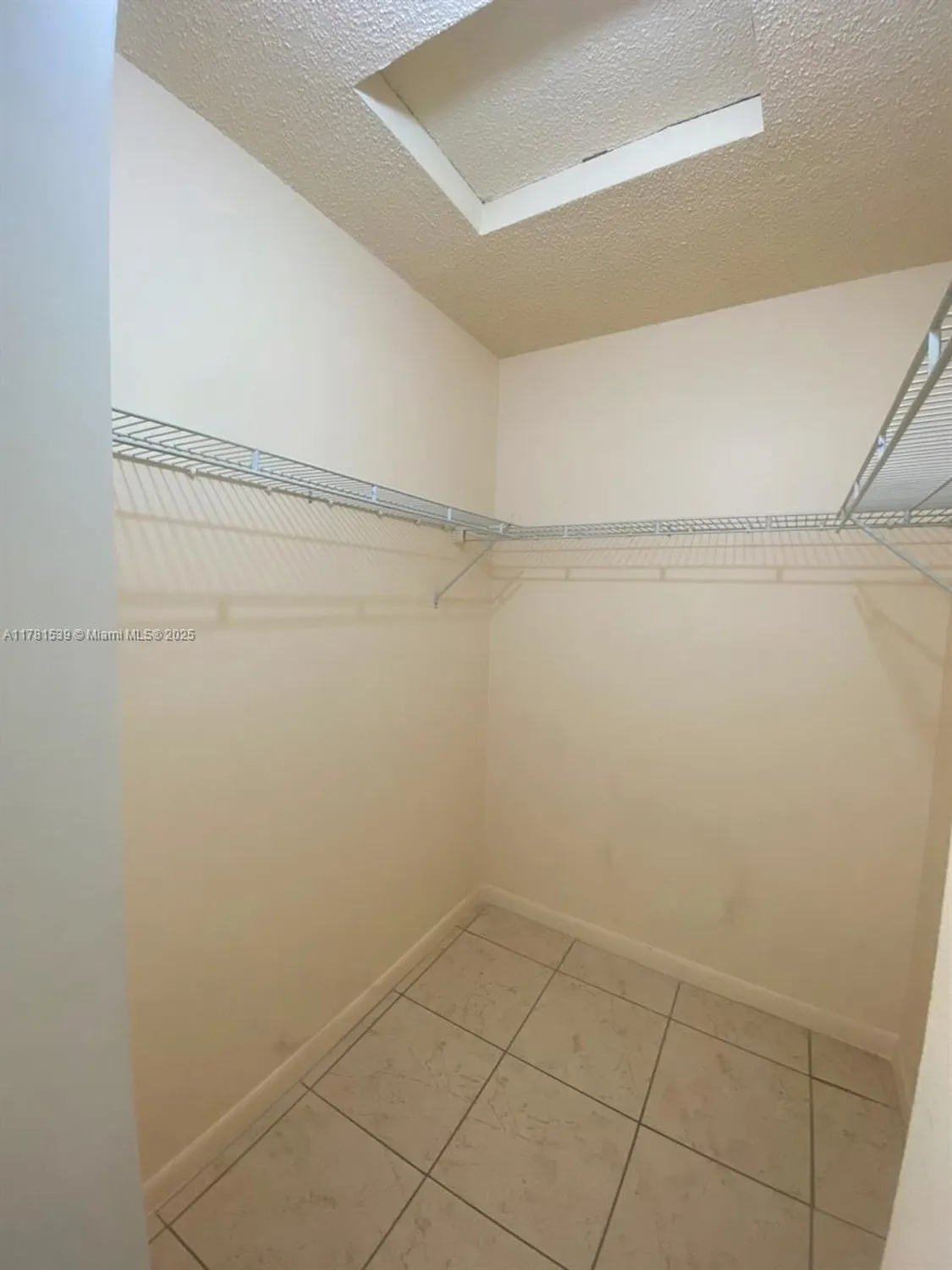 Property Slideshow image 18 of 18 | 6890 royal palm blvd apt 305h, Margate, FL, 33063