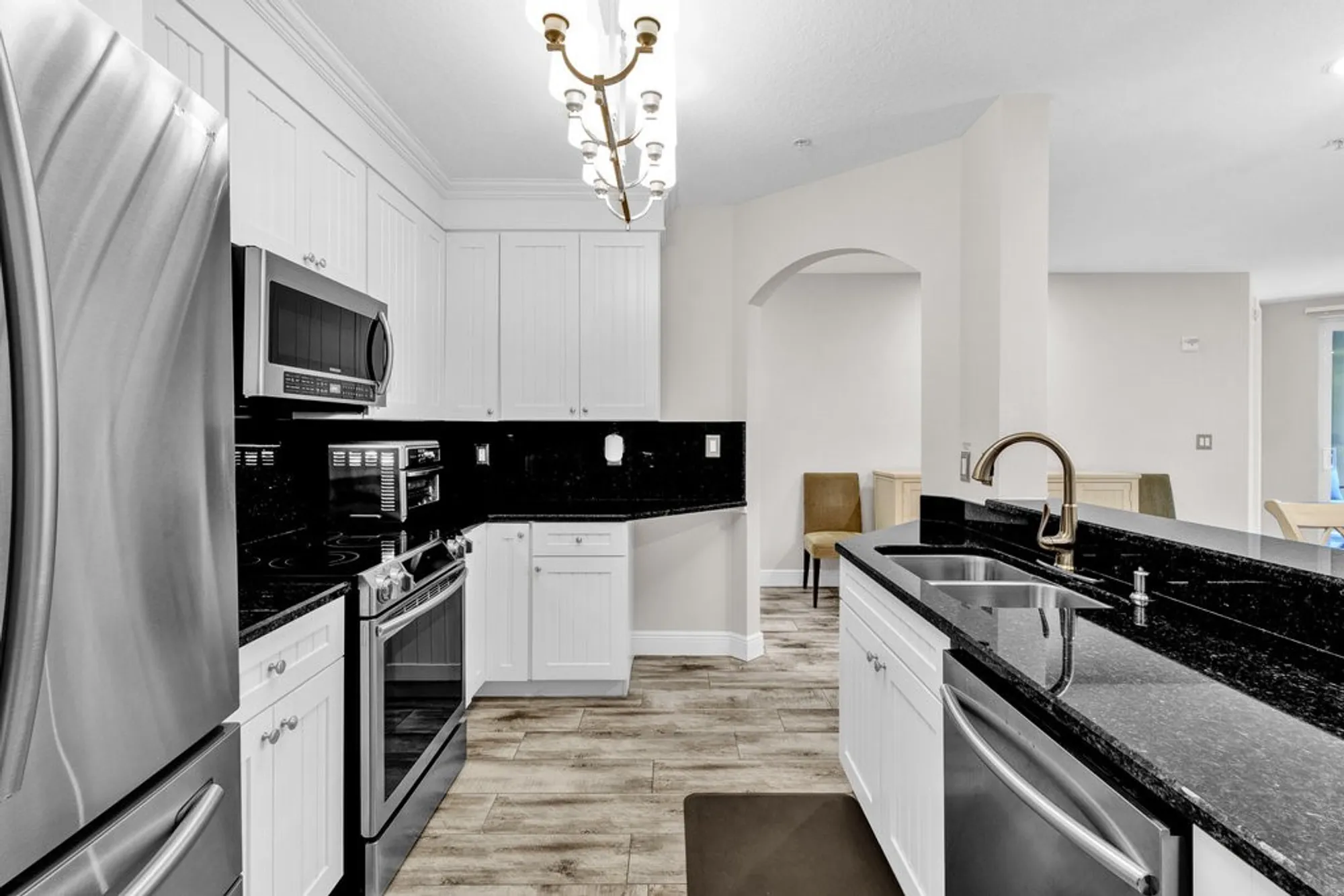 Property Slideshow image 11 of 36 | 5025 fairways cir apt b206, Vero Beach, FL, 32967