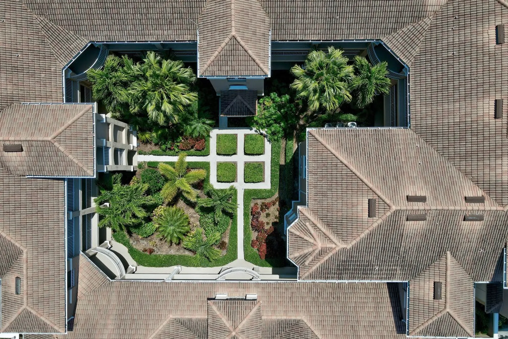 Property Slideshow image 33 of 36 | 5025 fairways cir apt b206, Vero Beach, FL, 32967