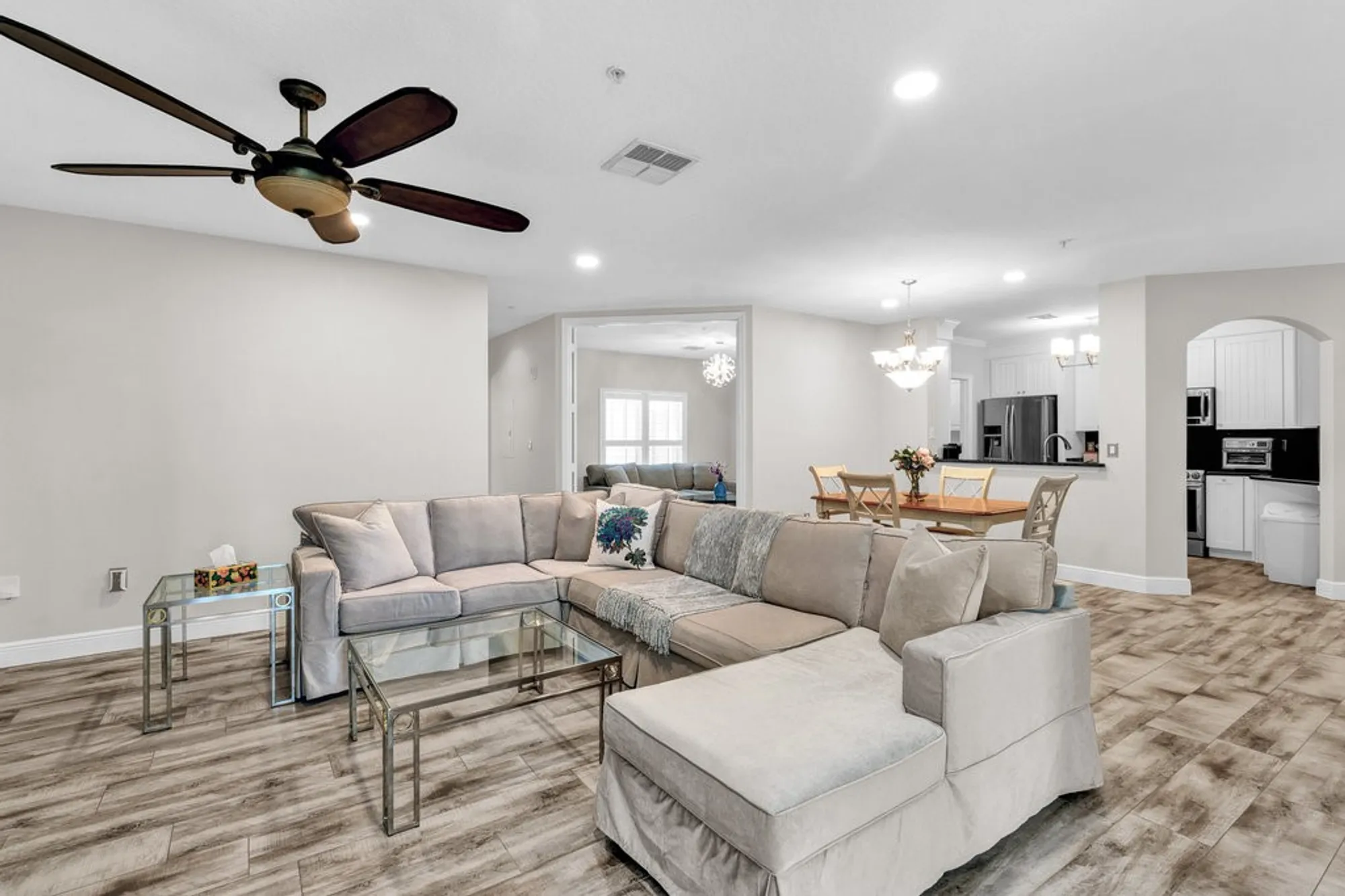 Property Slideshow image 9 of 36 | 5025 fairways cir apt b206, Vero Beach, FL, 32967