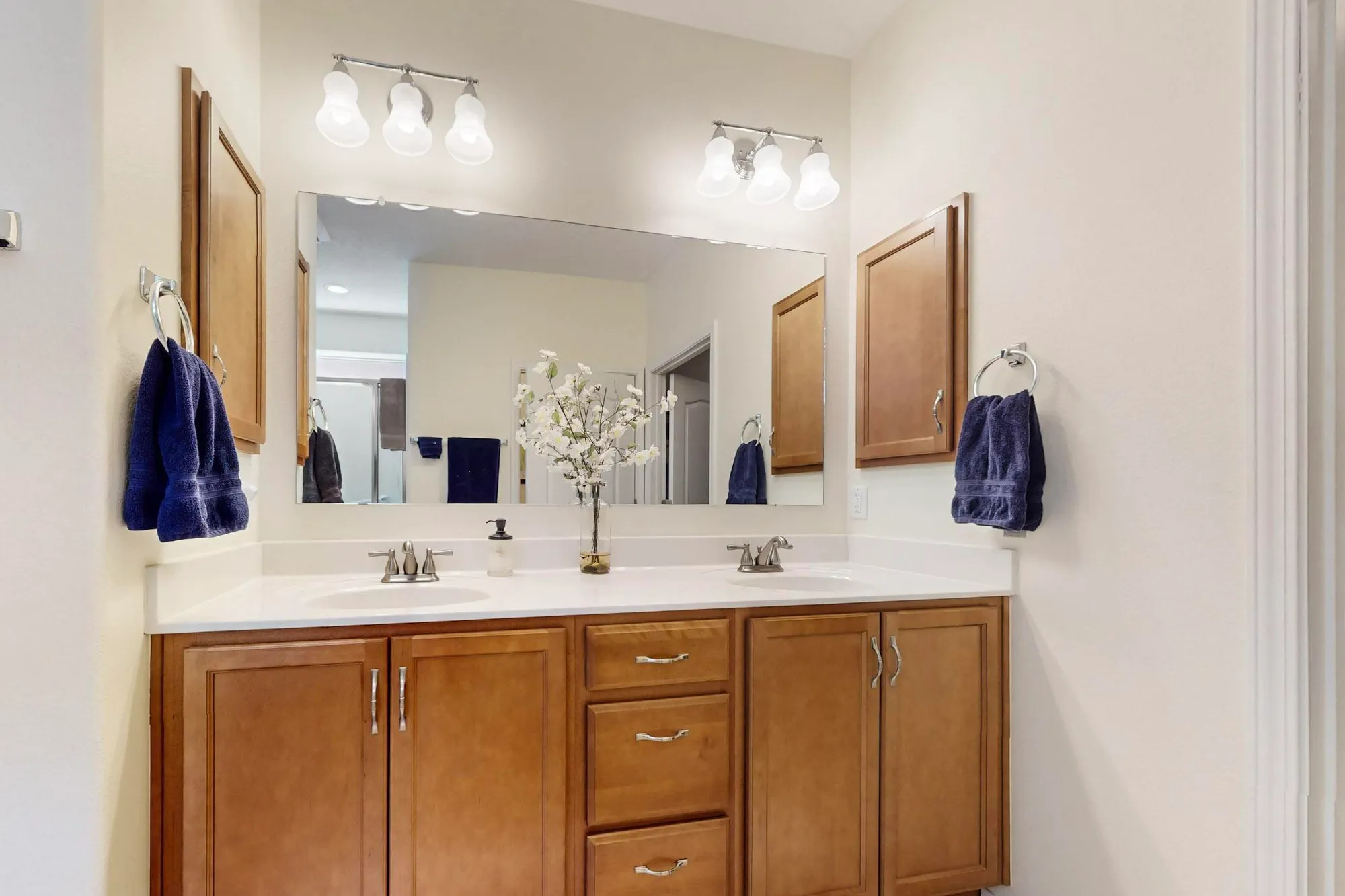 Property Slideshow image 19 of 44 | 9312 bear lake way, Albuquerque, NM, 87120