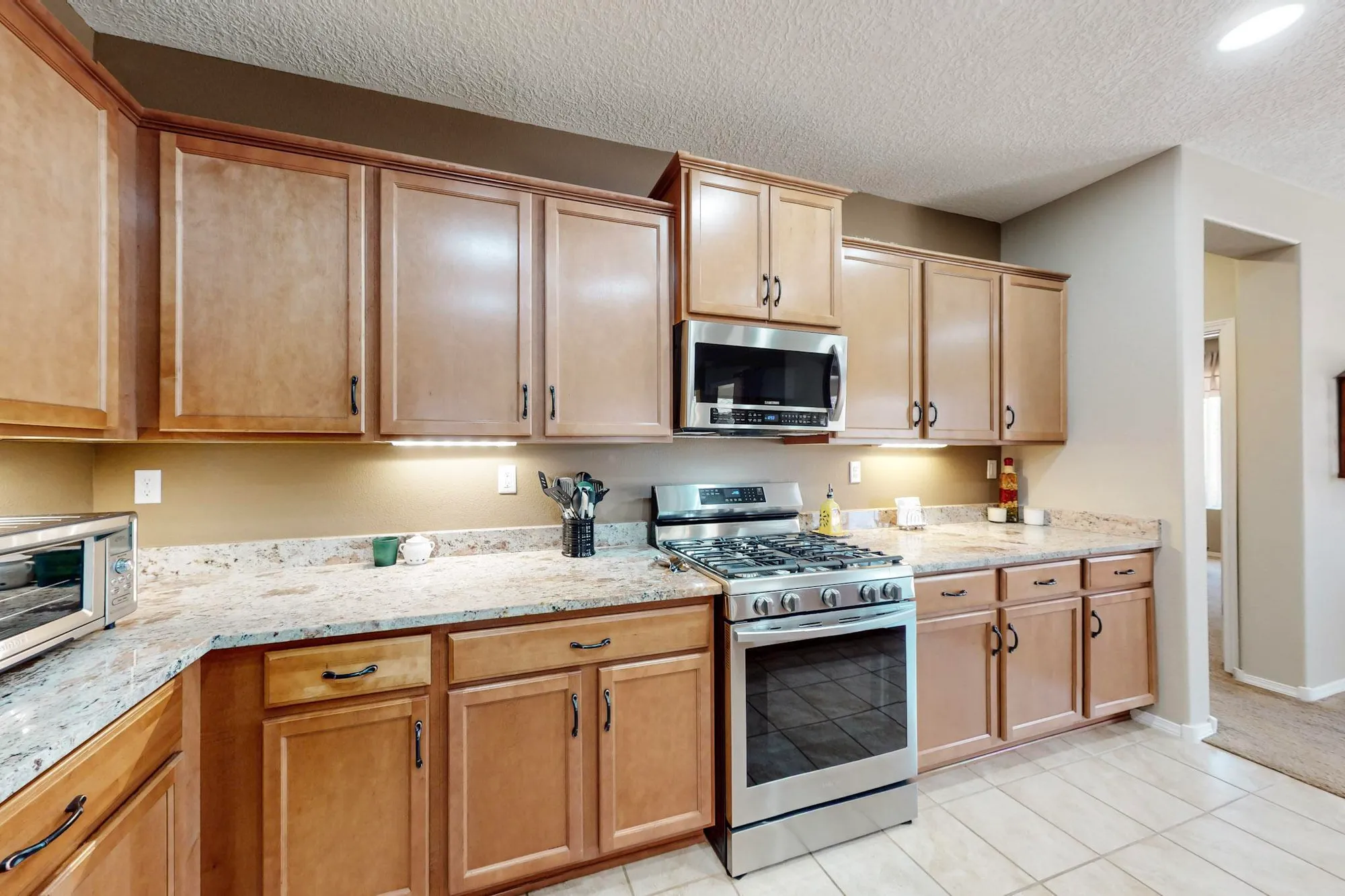 Property Slideshow image 12 of 44 | 9312 bear lake way, Albuquerque, NM, 87120