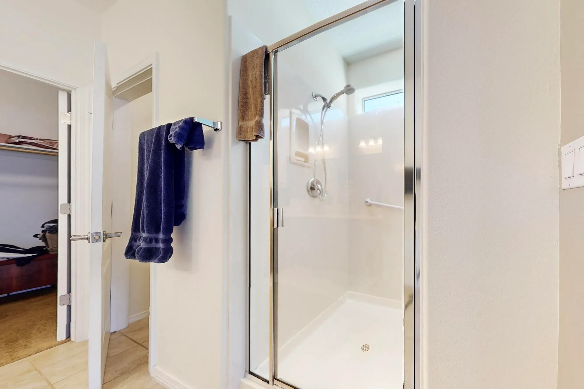 Property Slideshow image 20 of 44 | 9312 bear lake way, Albuquerque, NM, 87120