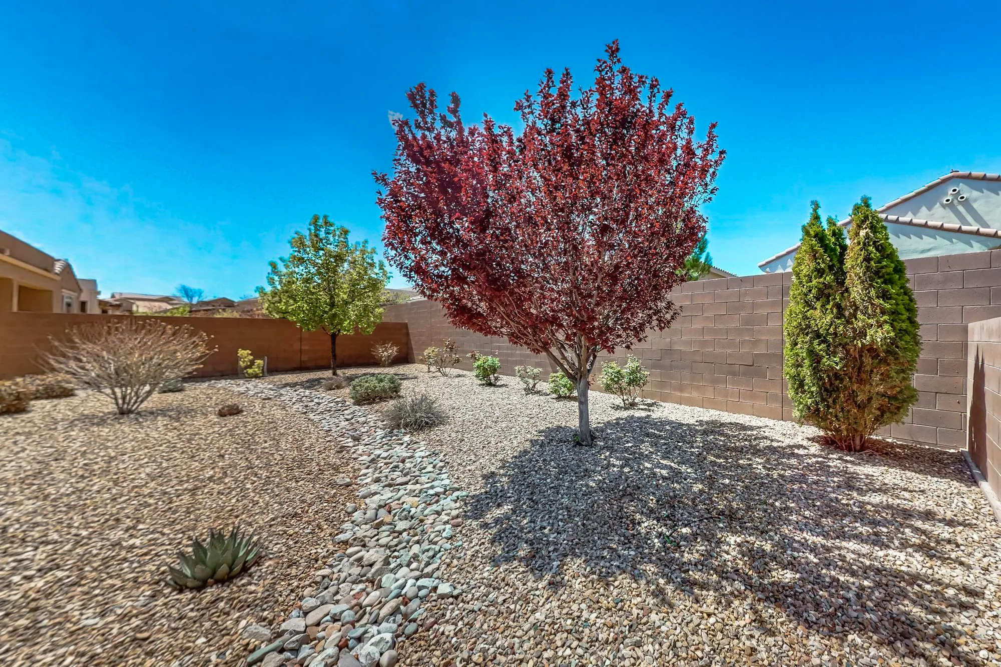 Property Slideshow image 36 of 44 | 9312 bear lake way, Albuquerque, NM, 87120