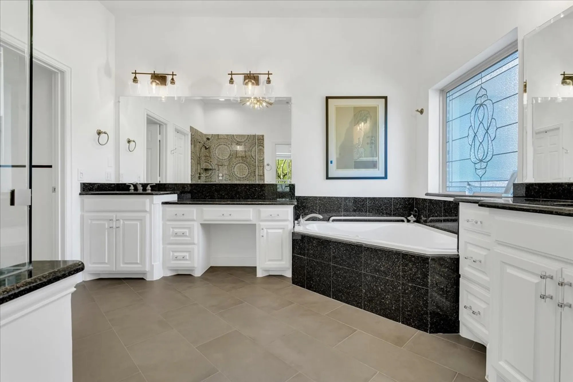 Property Slideshow image 19 of 40 | 1008 shoal creek ct, Fairview, TX, 75069