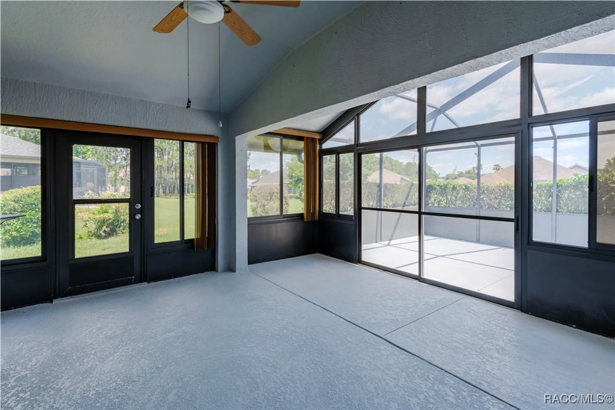 Property Slideshow image 14 of 43 | 1829 w jena ct, Lecanto, FL, 34461