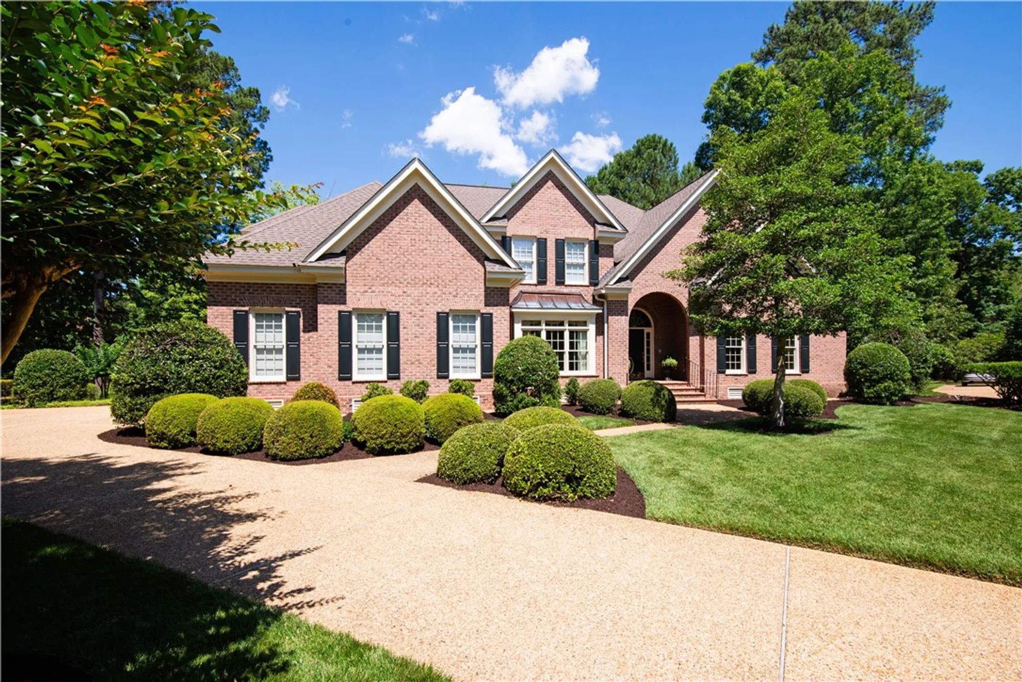 Property Slideshow image 1 of 47 | 2809 middle woodland close, Williamsburg, VA, 23185