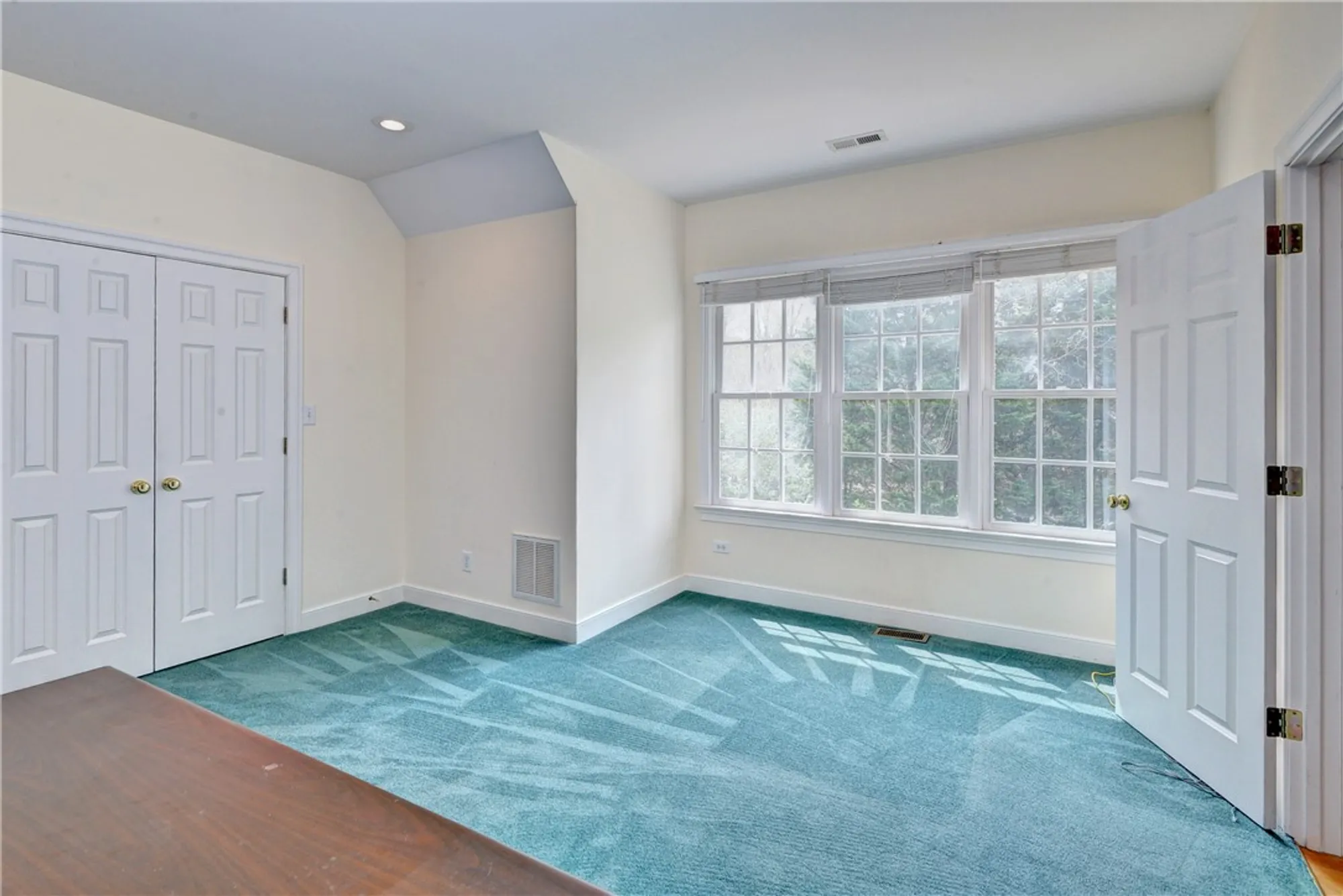 Property Slideshow image 39 of 47 | 2809 middle woodland close, Williamsburg, VA, 23185