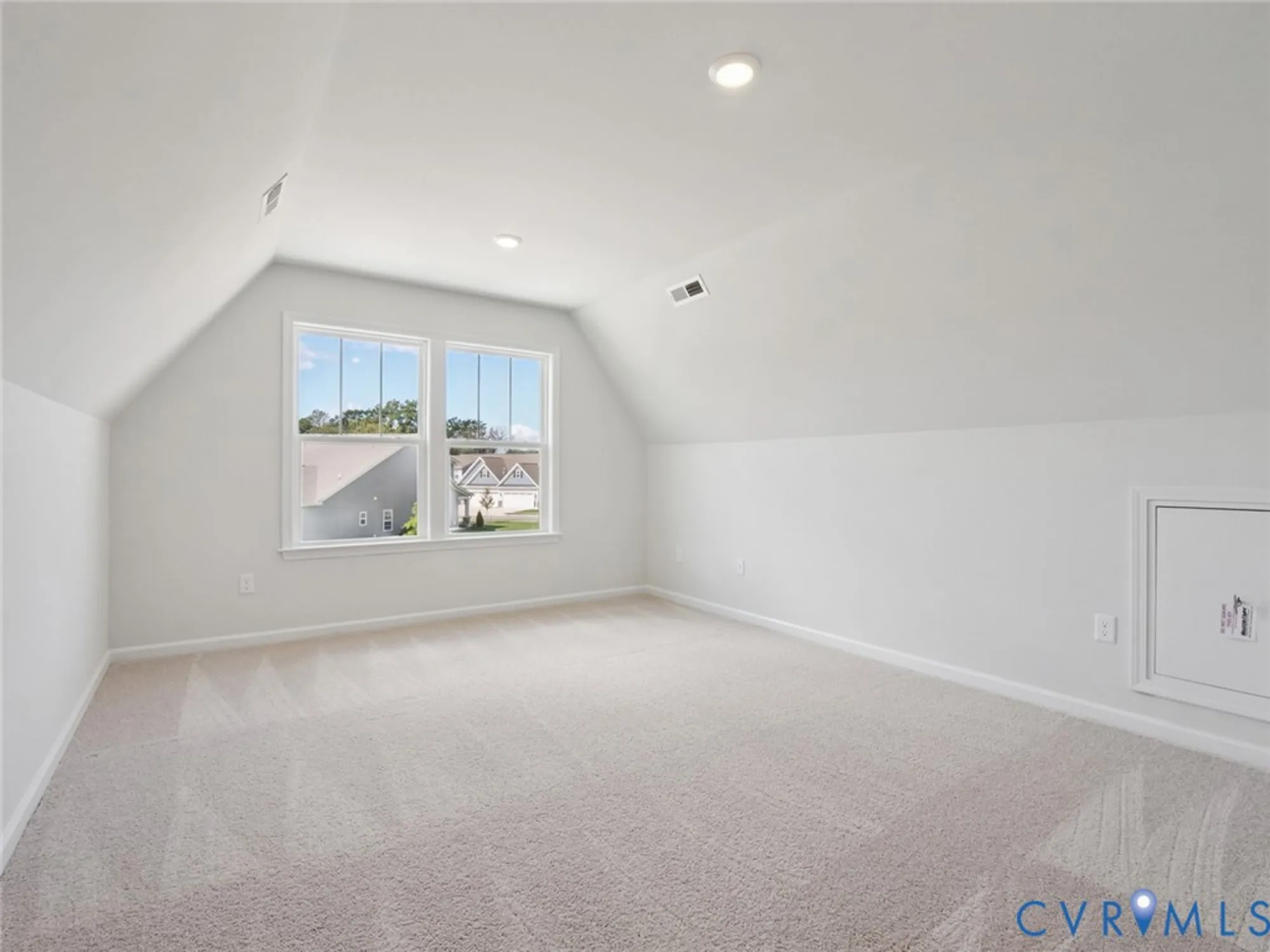 Property Slideshow image 11 of 21 | 8505 chimney rock dr, Mechanicsville, VA, 23116