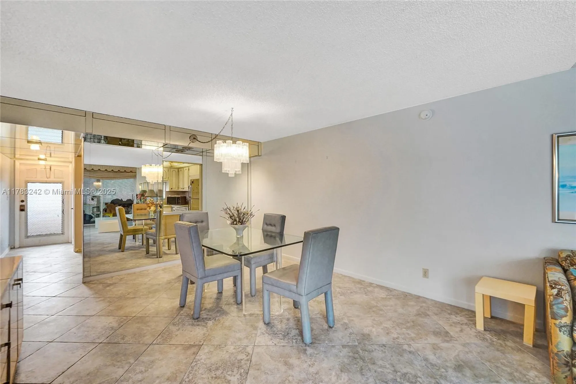Property Slideshow image 11 of 36 | 811 s hollybrook dr 207, Pembroke Pines, FL, 33025