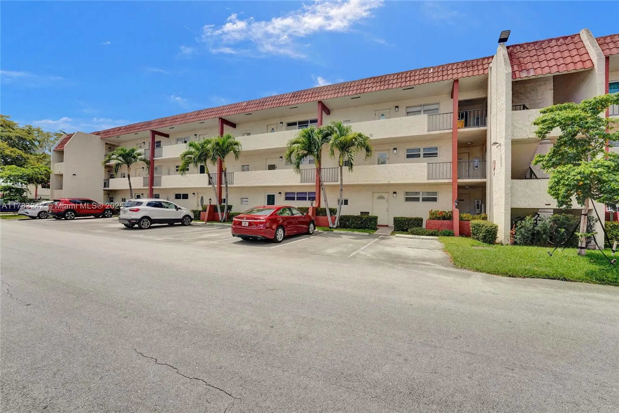 Property Slideshow image 36 of 36 | 811 s hollybrook dr 207, Pembroke Pines, FL, 33025
