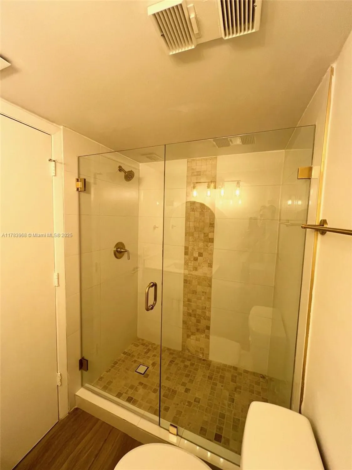 Property Slideshow image 16 of 20 | 6085 n sabal palm blvd 308, Tamarac, FL, 33319