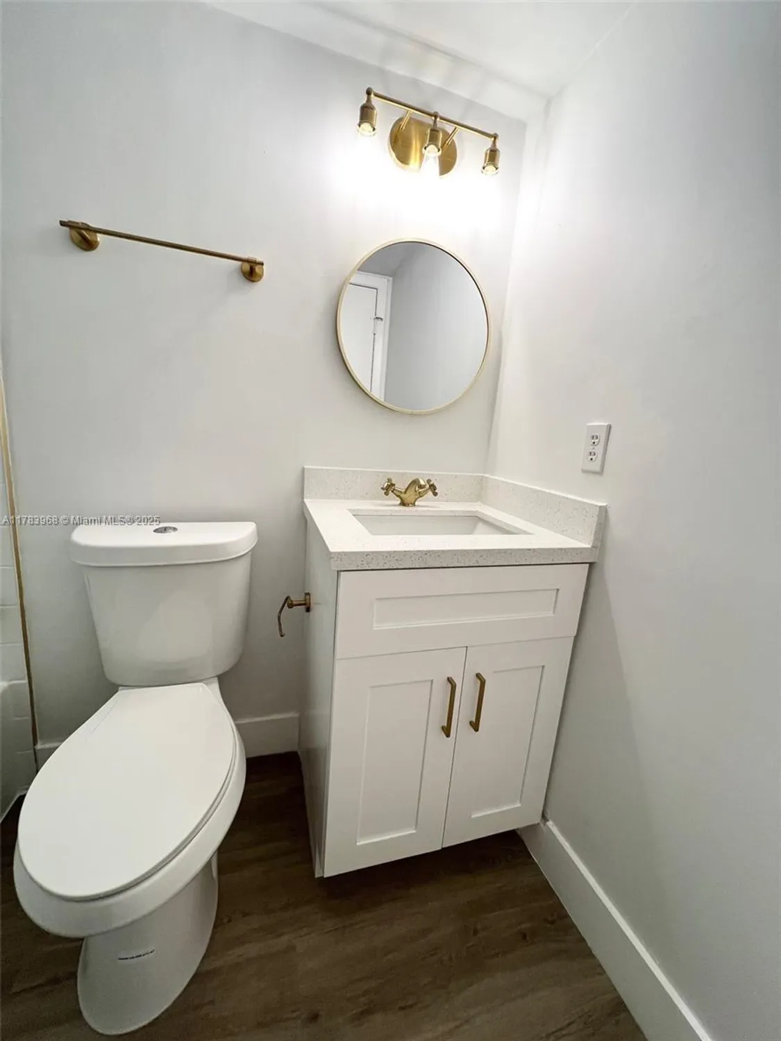 Property Slideshow image 11 of 20 | 6085 n sabal palm blvd 308, Tamarac, FL, 33319