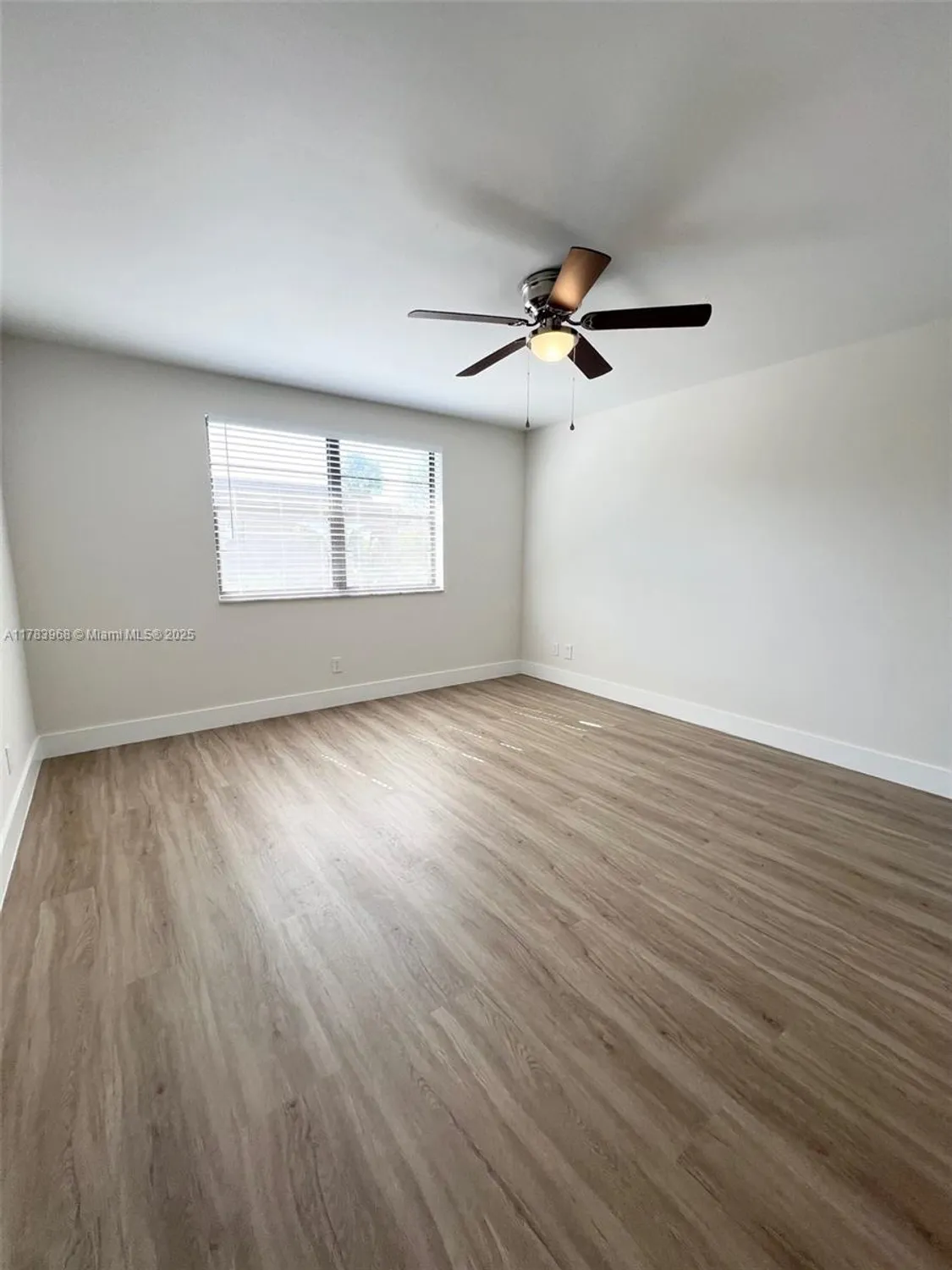 Property Slideshow image 12 of 20 | 6085 n sabal palm blvd 308, Tamarac, FL, 33319