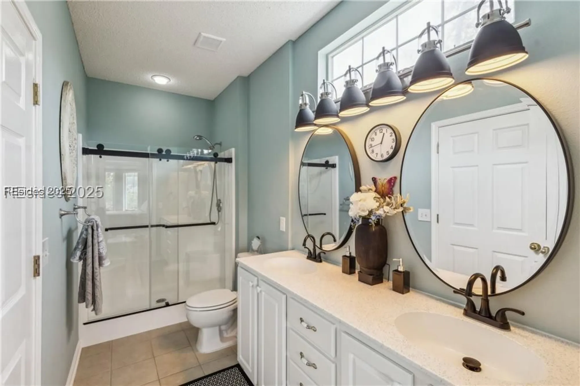 Property Slideshow image 14 of 25 | 150 lazy daisy dr, Bluffton, SC, 29909