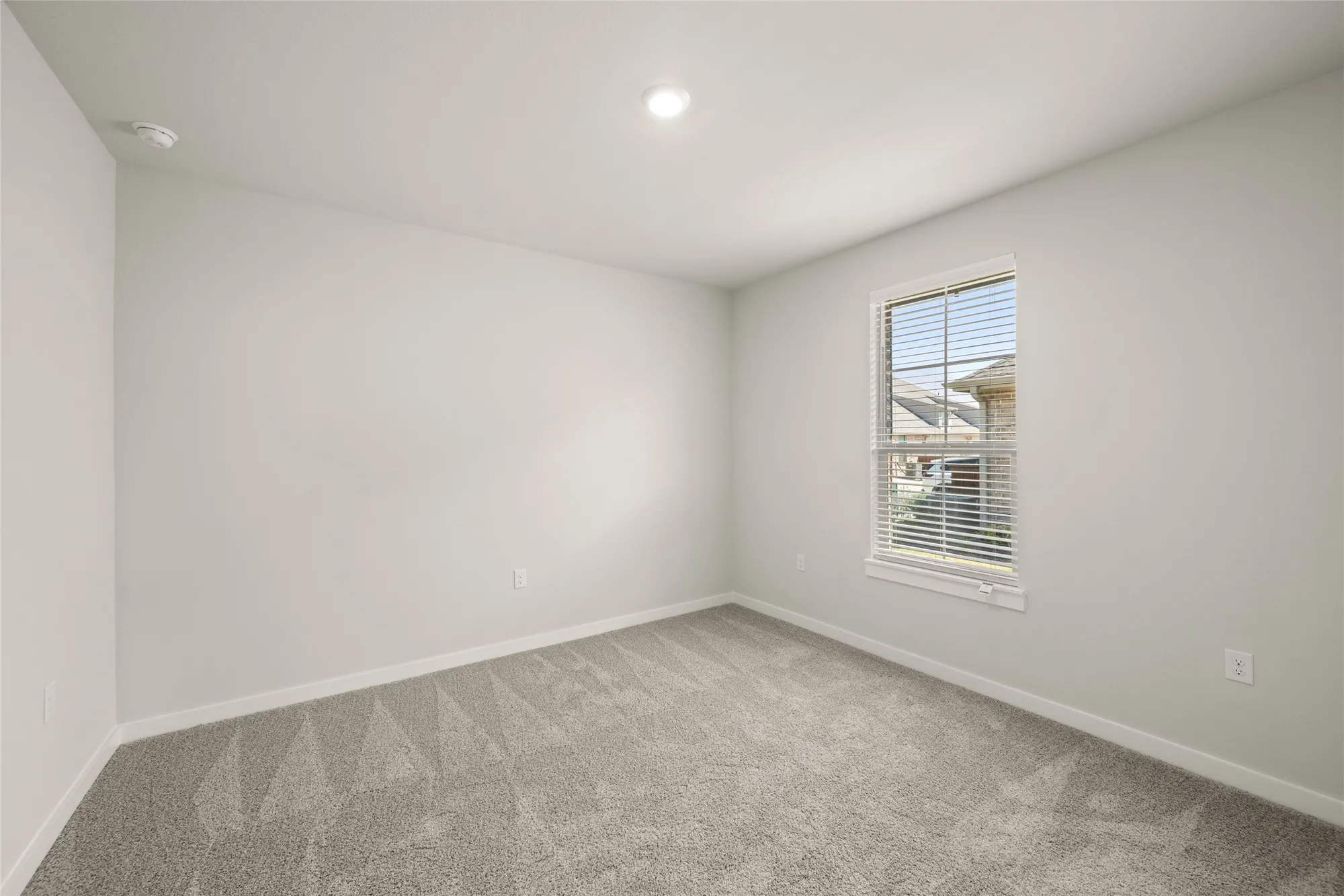 Property Slideshow image 16 of 26 | 2621 st helena ln, Grand Prairie, TX, 75054