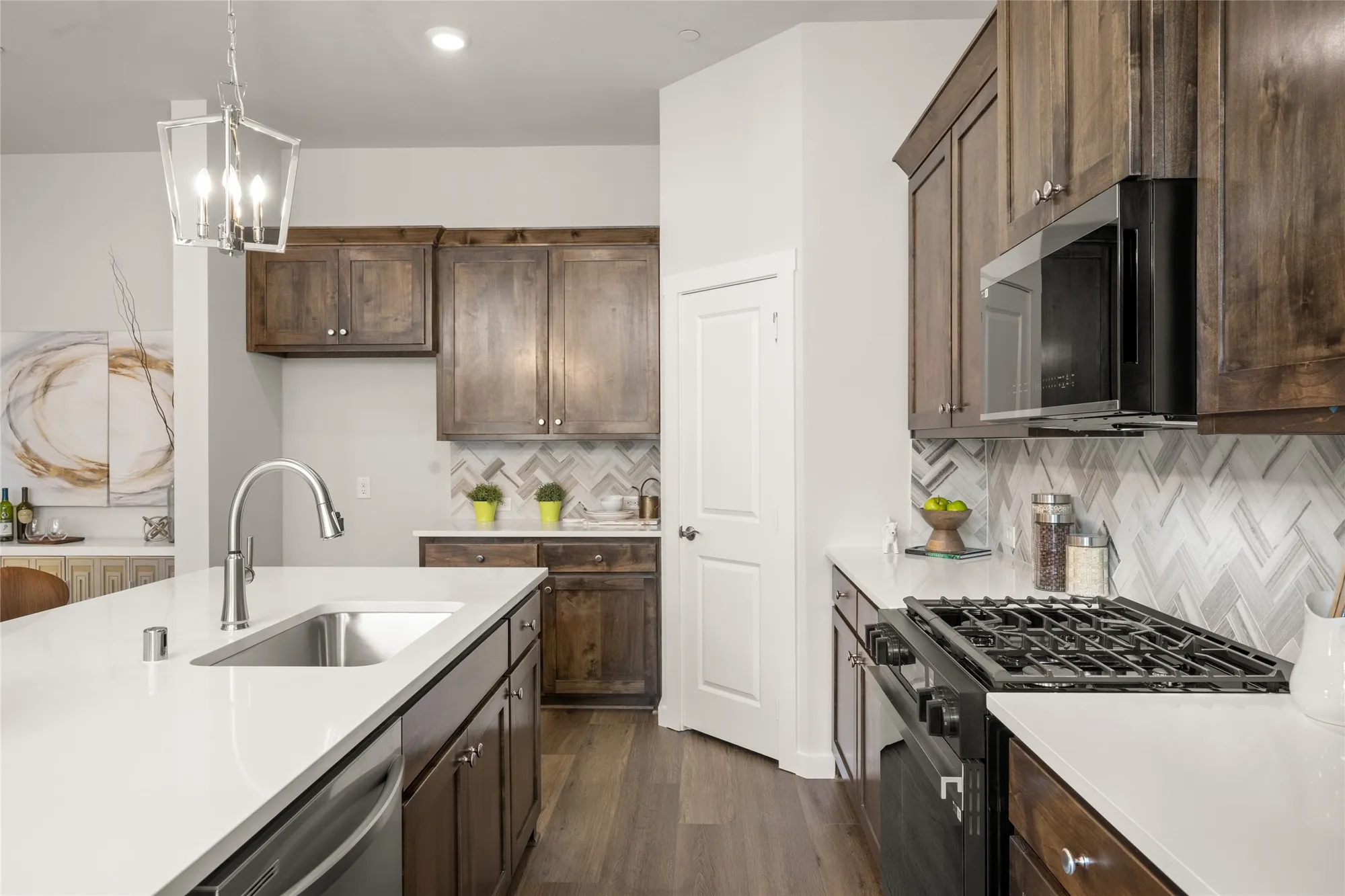 Property Slideshow image 13 of 26 | 2621 st helena ln, Grand Prairie, TX, 75054