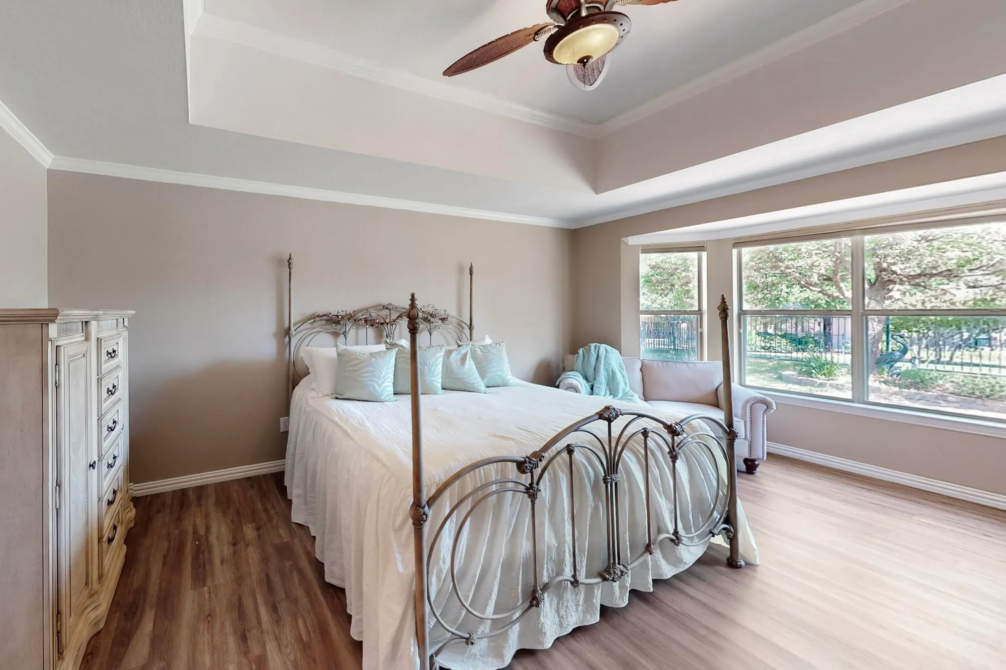 Property Slideshow image 19 of 40 | 10000 soriano st, Denton, TX, 76207