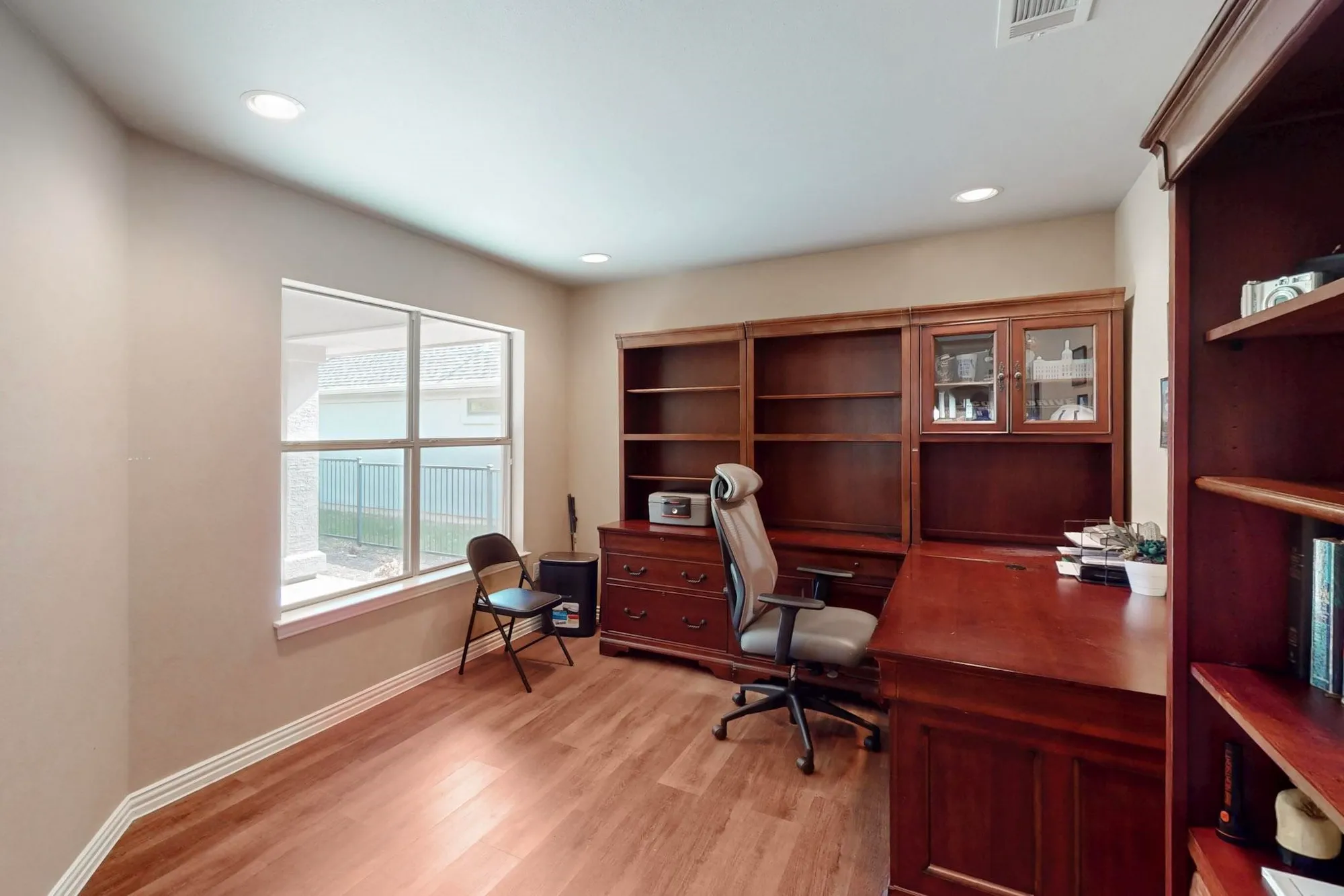 Property Slideshow image 29 of 40 | 10000 soriano st, Denton, TX, 76207