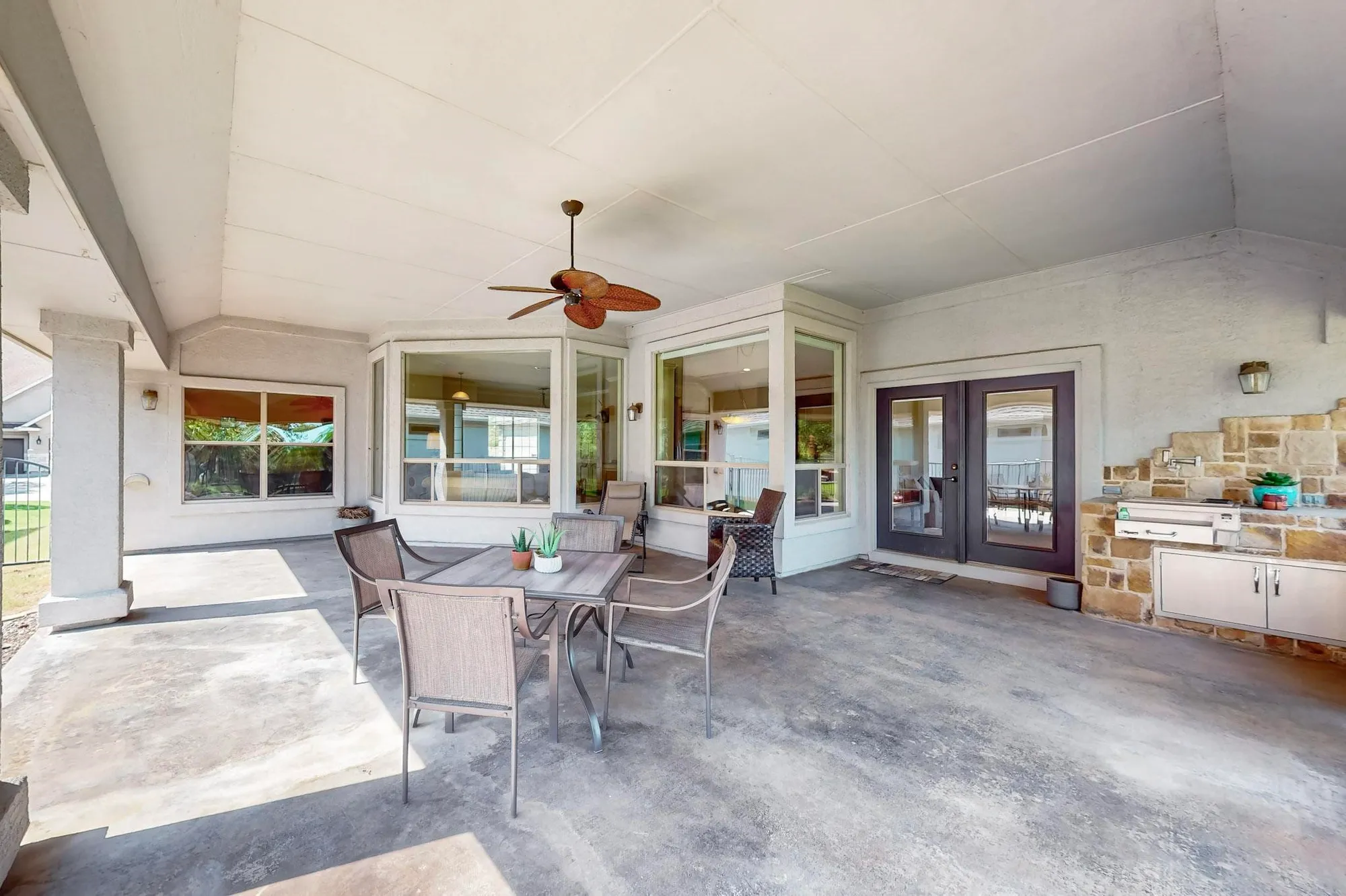 Property Slideshow image 34 of 40 | 10000 soriano st, Denton, TX, 76207