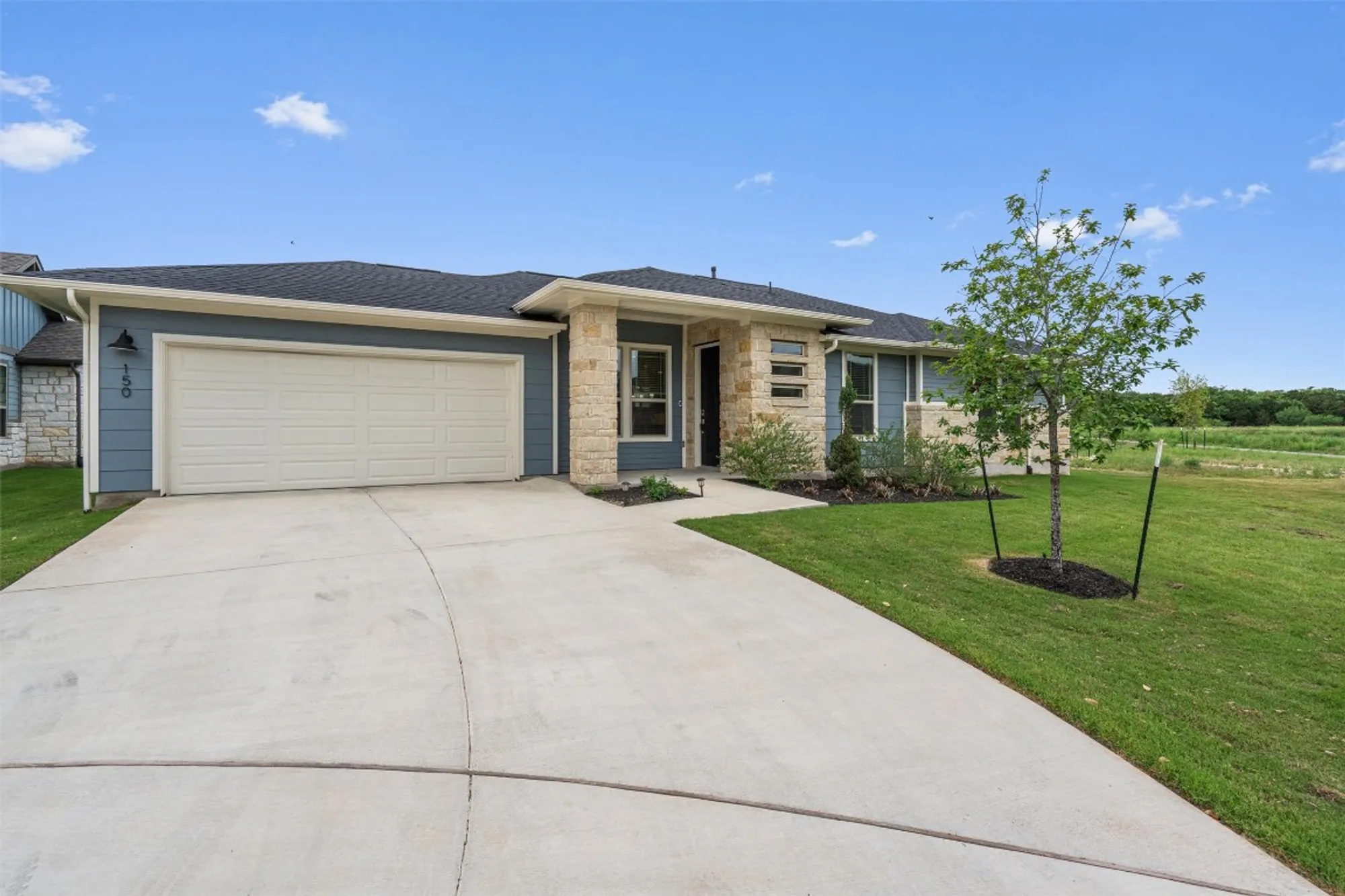 Property Slideshow image 1 of 39 | 150 roaming rock trl # 101, San Marcos, TX, 78666