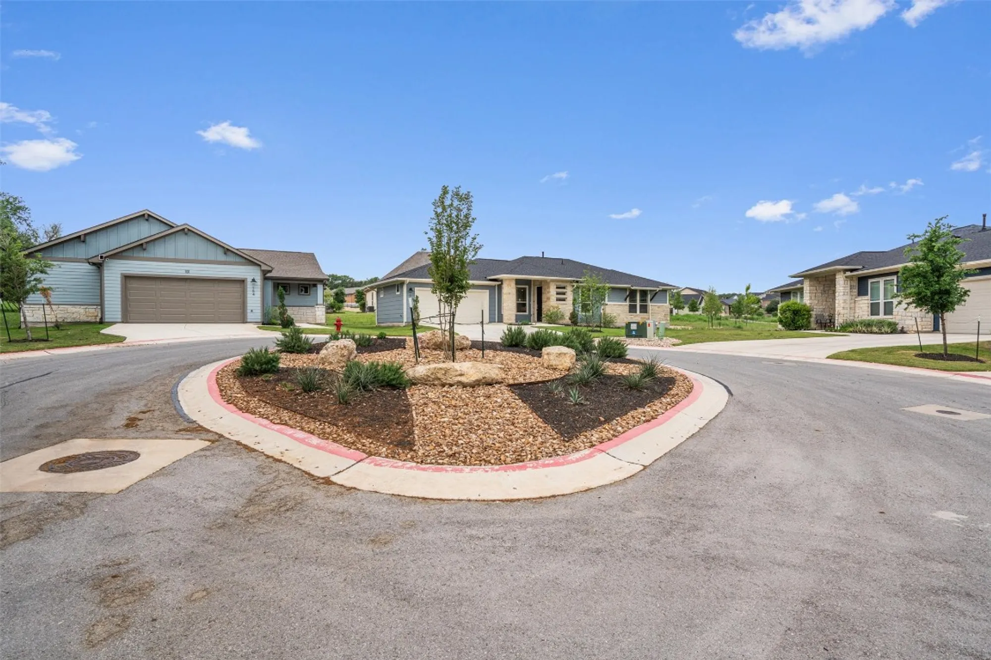 Property Slideshow image 31 of 39 | 150 roaming rock trl # 101, San Marcos, TX, 78666