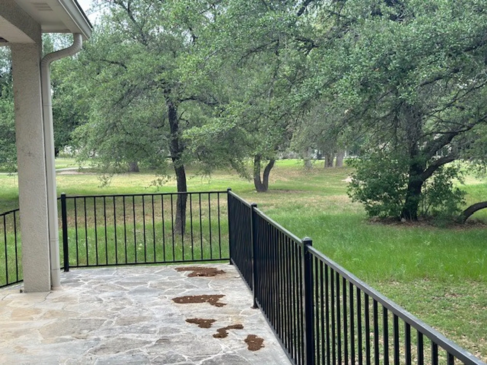 Property Slideshow image 7 of 8 | 125 whispering wind dr, Georgetown, TX, 78633