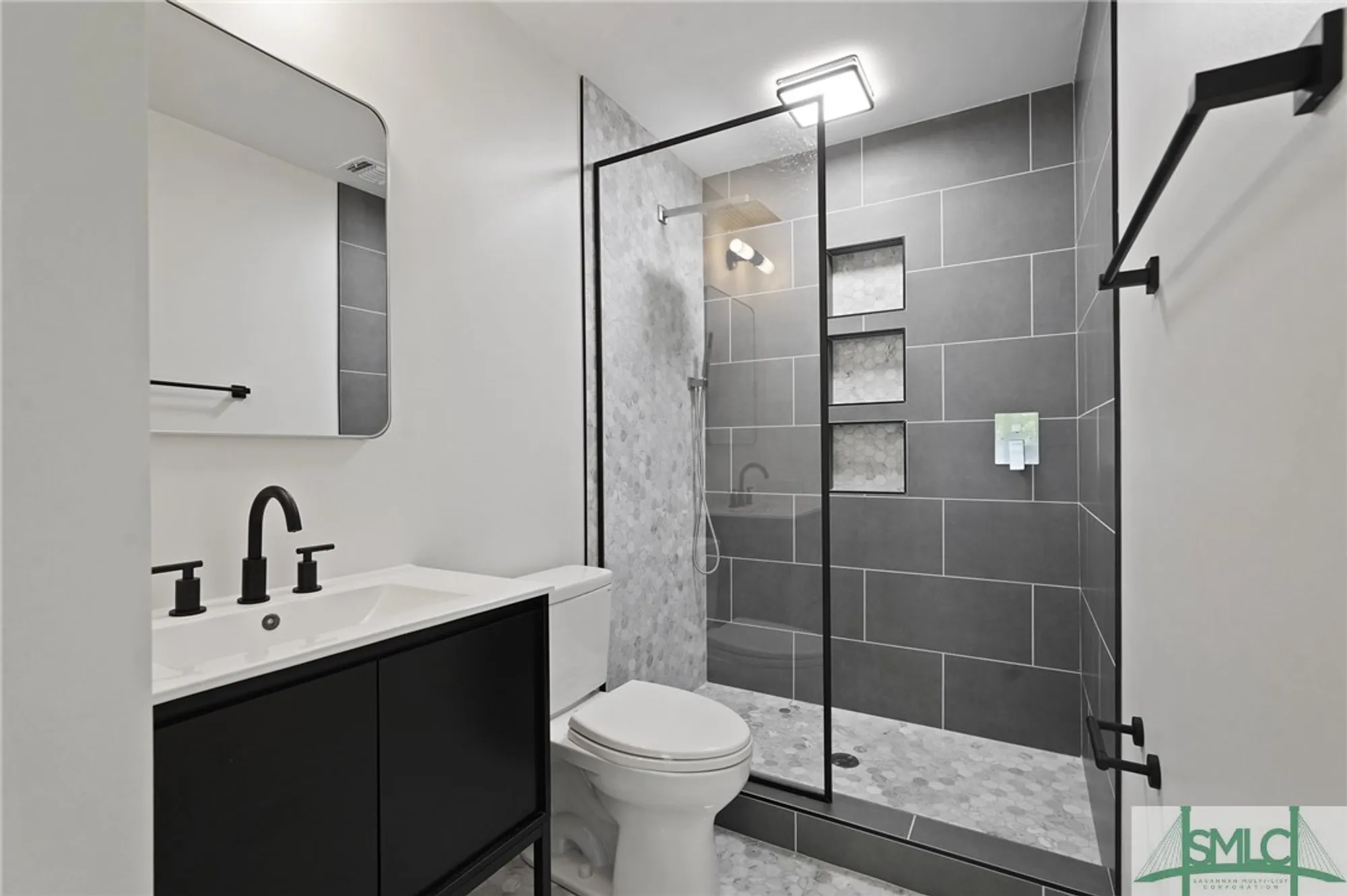 Property Slideshow image 26 of 45 | 3 schroeder ct, Savannah, GA, 31411