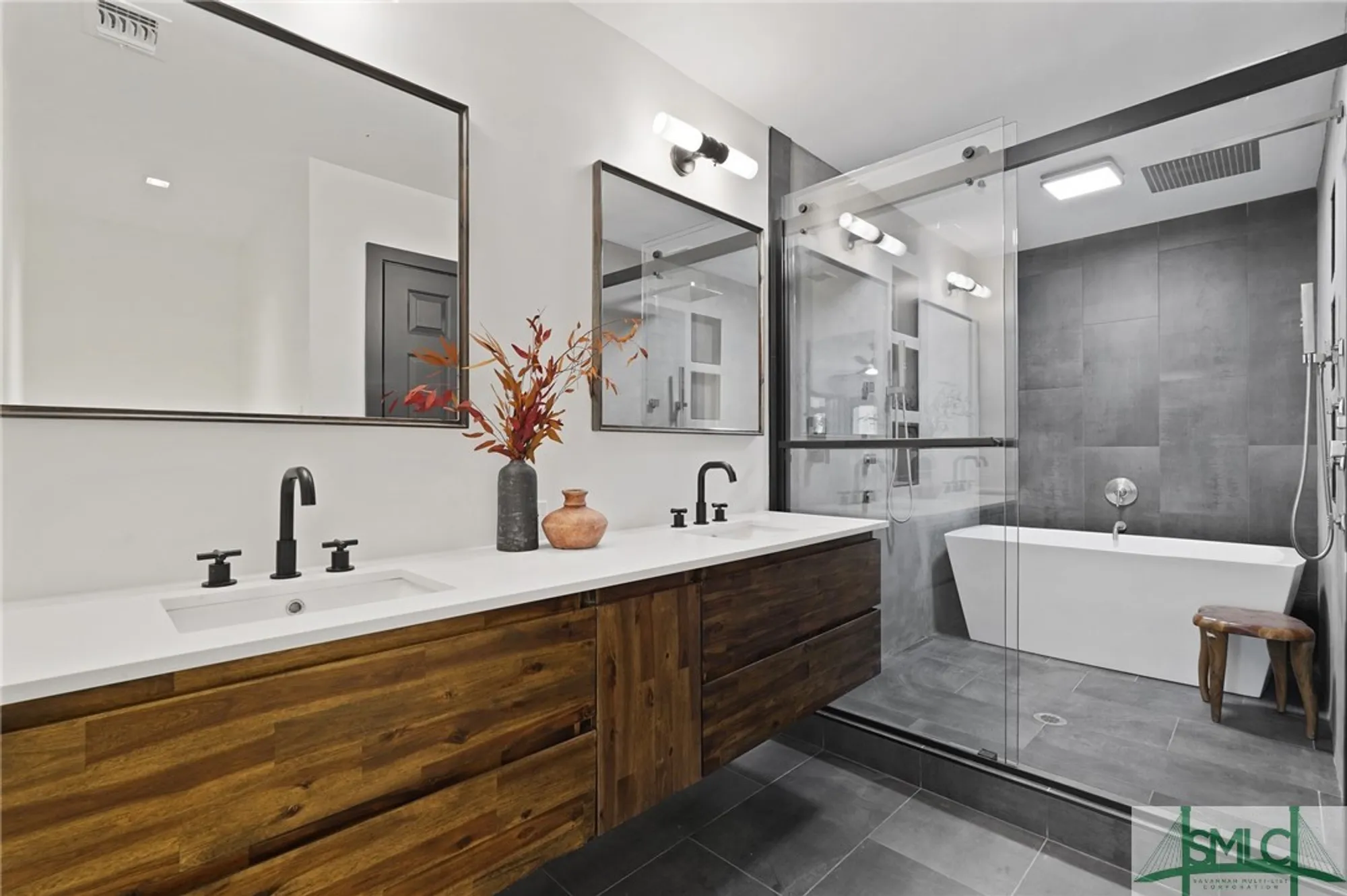 Property Slideshow image 22 of 45 | 3 schroeder ct, Savannah, GA, 31411