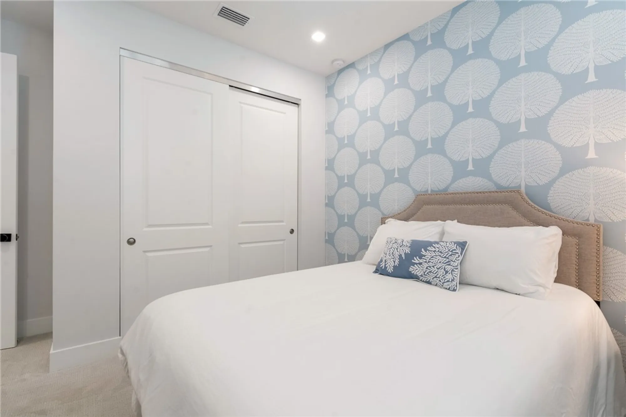 Property Slideshow image 27 of 36 | 2159 falls mnr, Vero Beach, FL, 32967