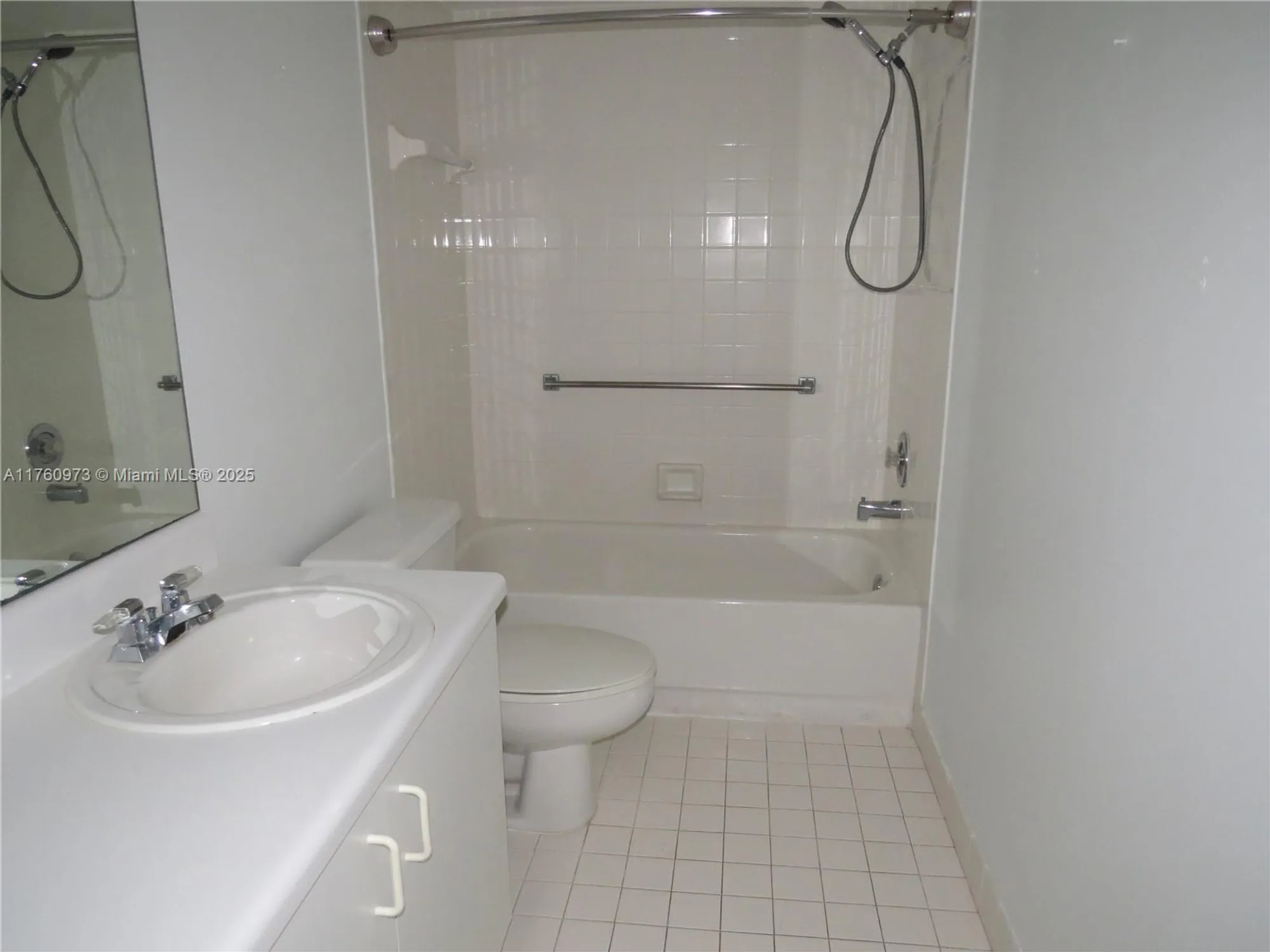 Property Slideshow image 15 of 22 | 7711 trent dr 106, Tamarac, FL, 33321