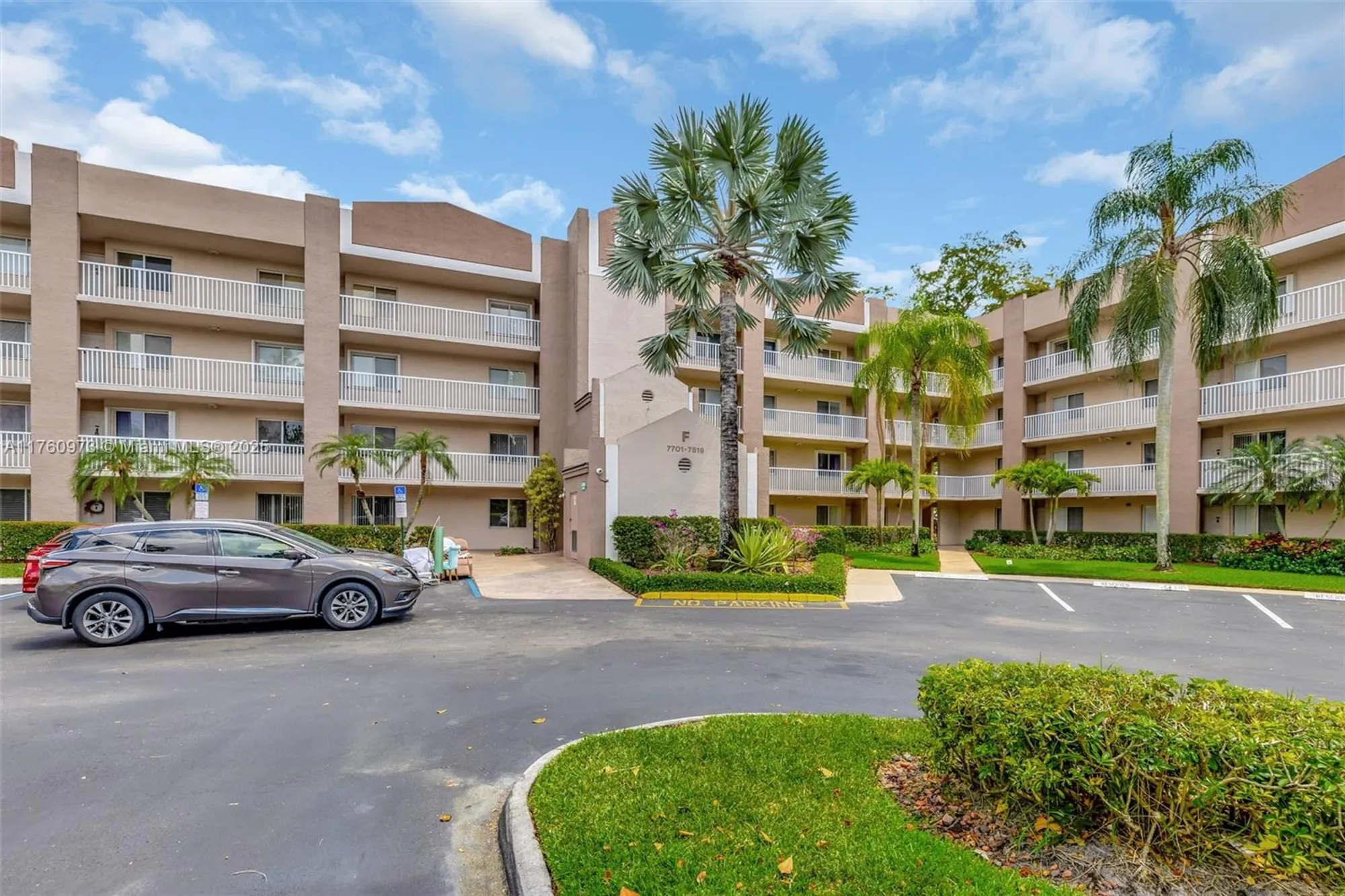 Property Slideshow image 18 of 22 | 7711 trent dr 106, Tamarac, FL, 33321
